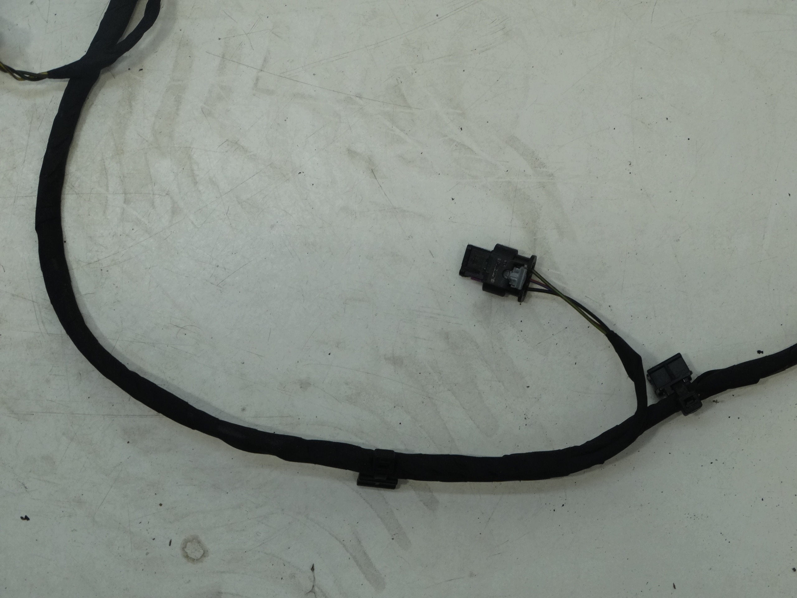 bundle of a bumper front CZUJNIKOW PDC MERCEDES GLC 254 A2545401930