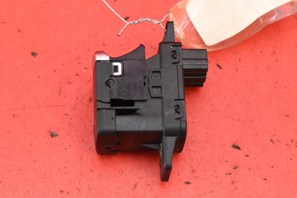 páčka tlačítko elektrická brzda 363214222R RENAULT TALISMAN 1 a 12-20