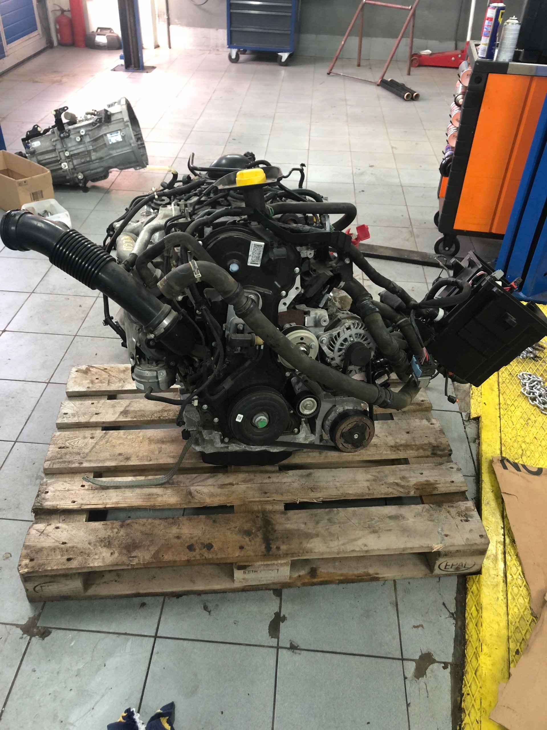 RENAULT MASTER III 2010- SILNIK 2.3 DCI M9T700 RWD Typ silnika Diesel