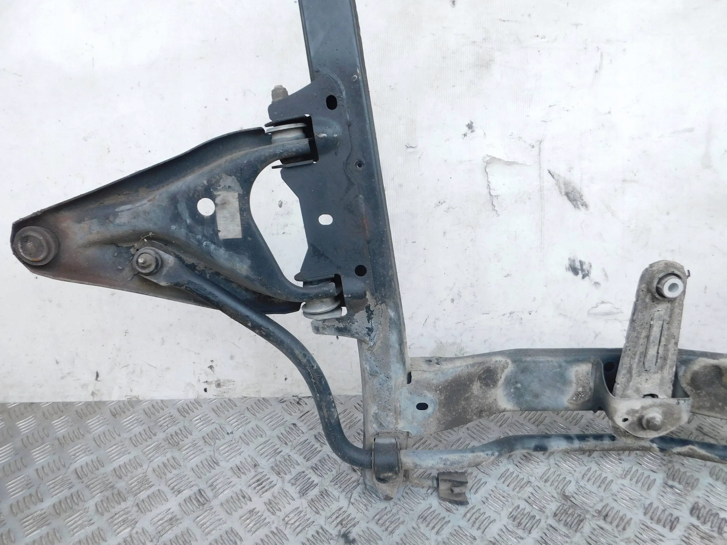 axle beam sider axle beam DACIA LOGAN and