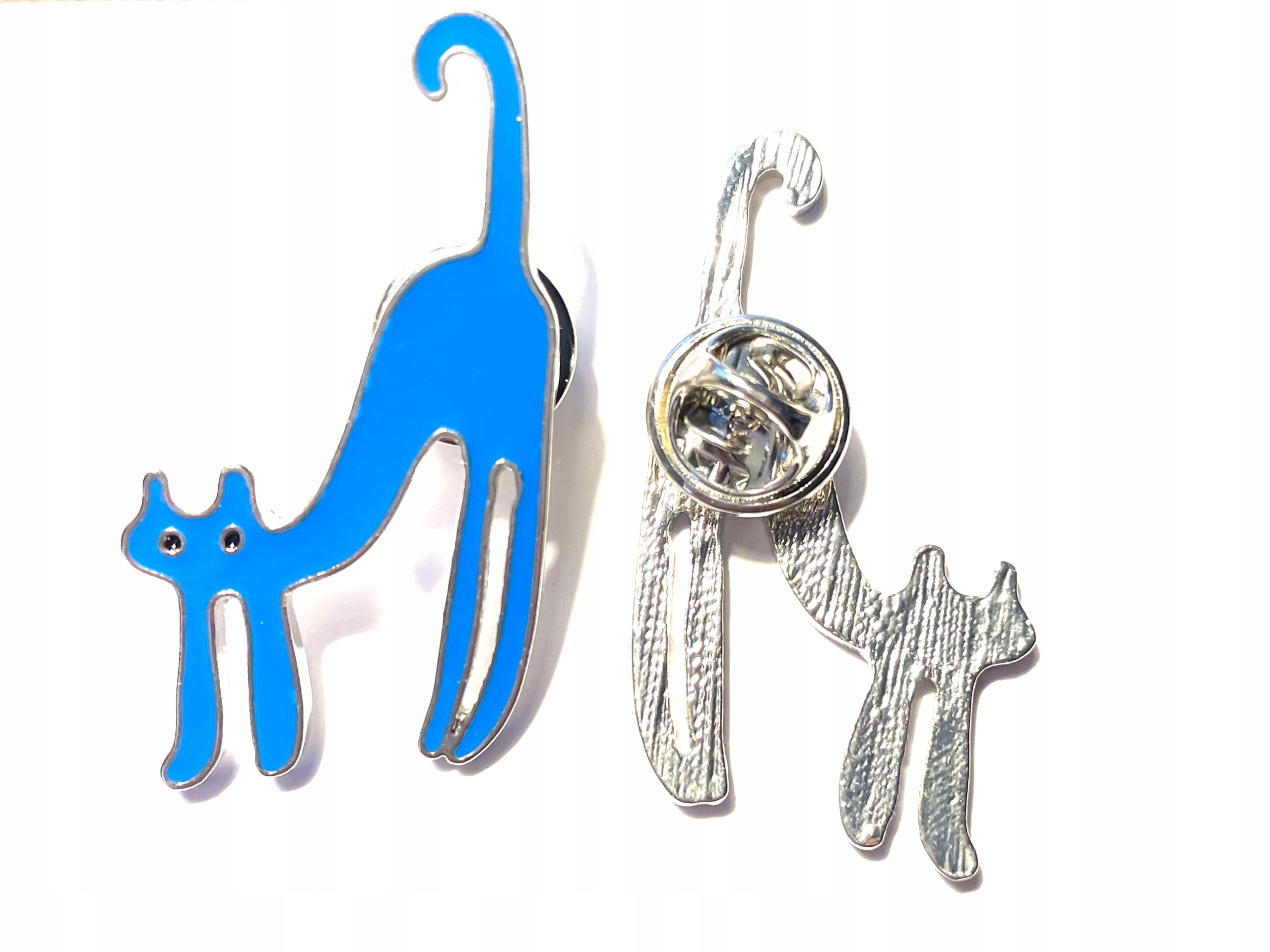 broszka Pin przypinka kot Marka Batyrewa