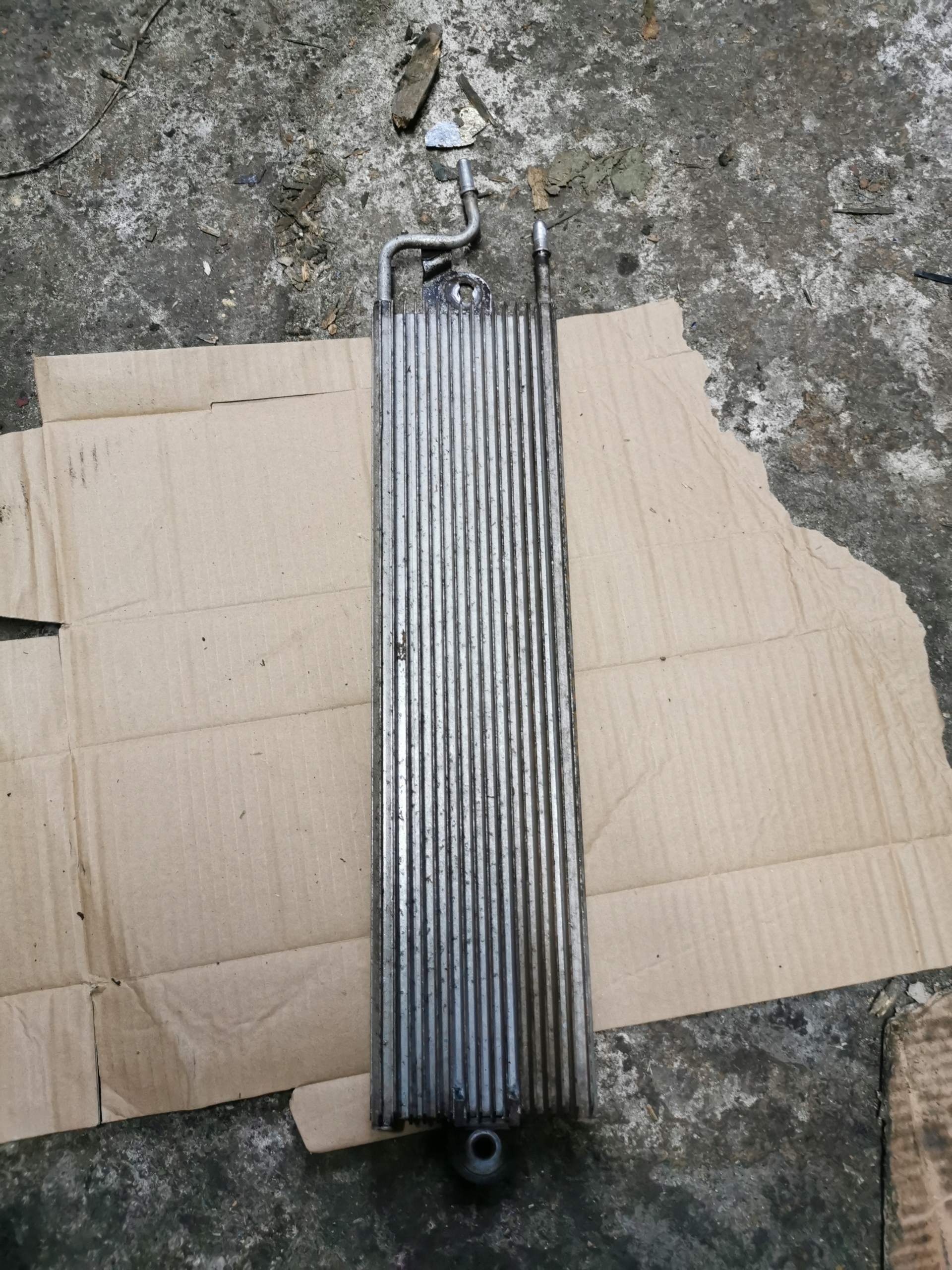 VW PASSAT B6 2.0 TDI Chłodnica paliwa