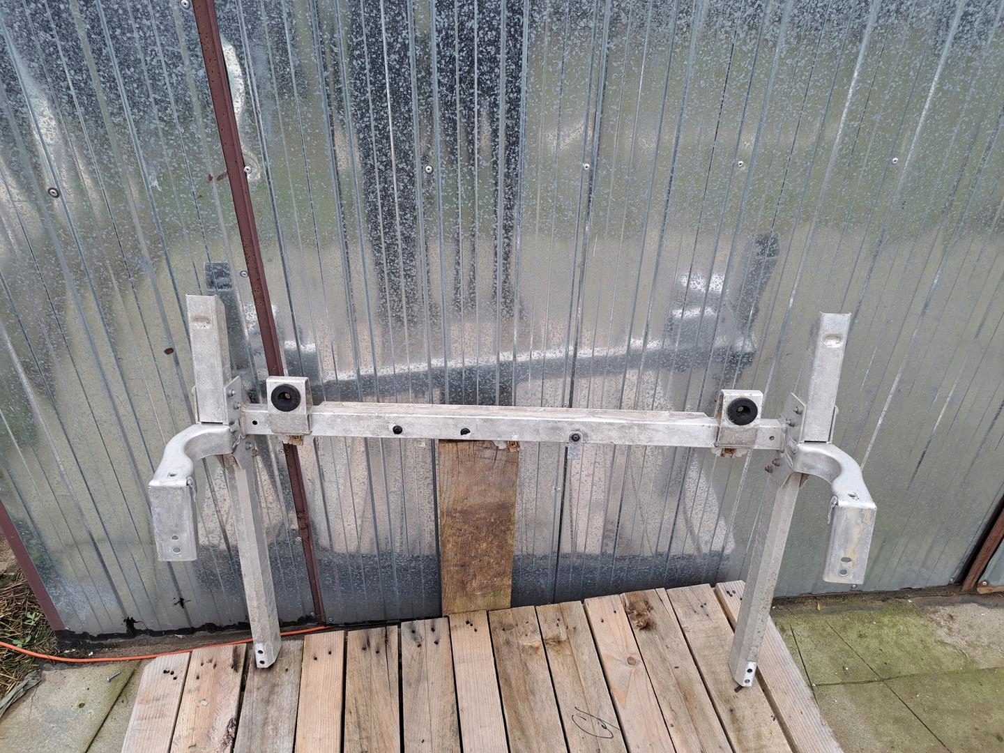 MERCEDES W176 W117 W246 Балка под радиаторы передняя