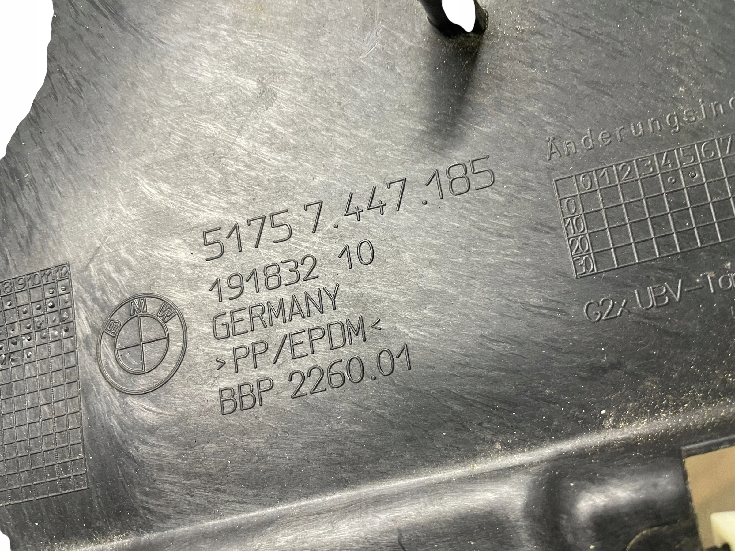 cover cover chassis left rear BMW 3 G20