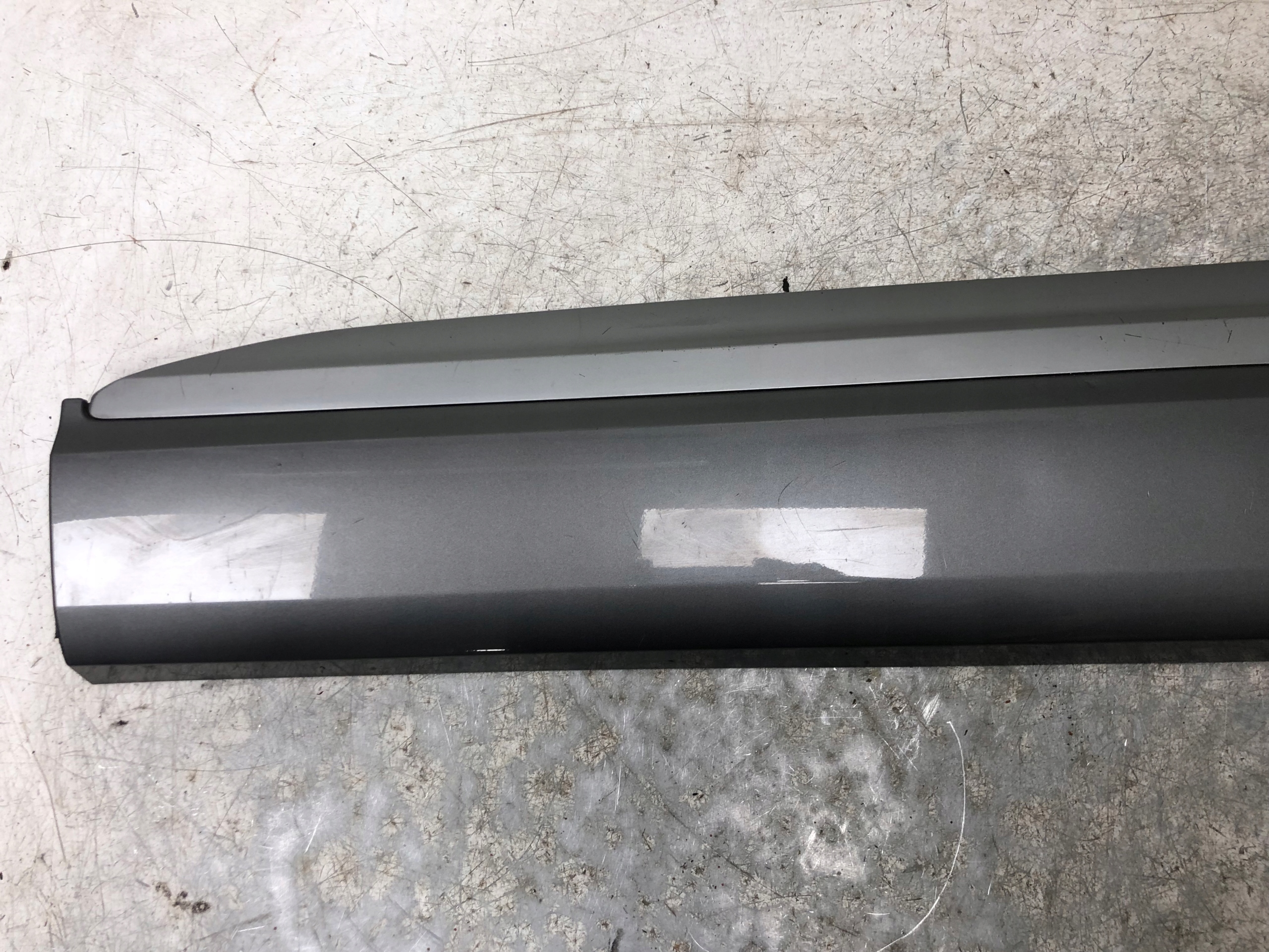 moulding door left front AUDI Q7 4M 4M0853959B