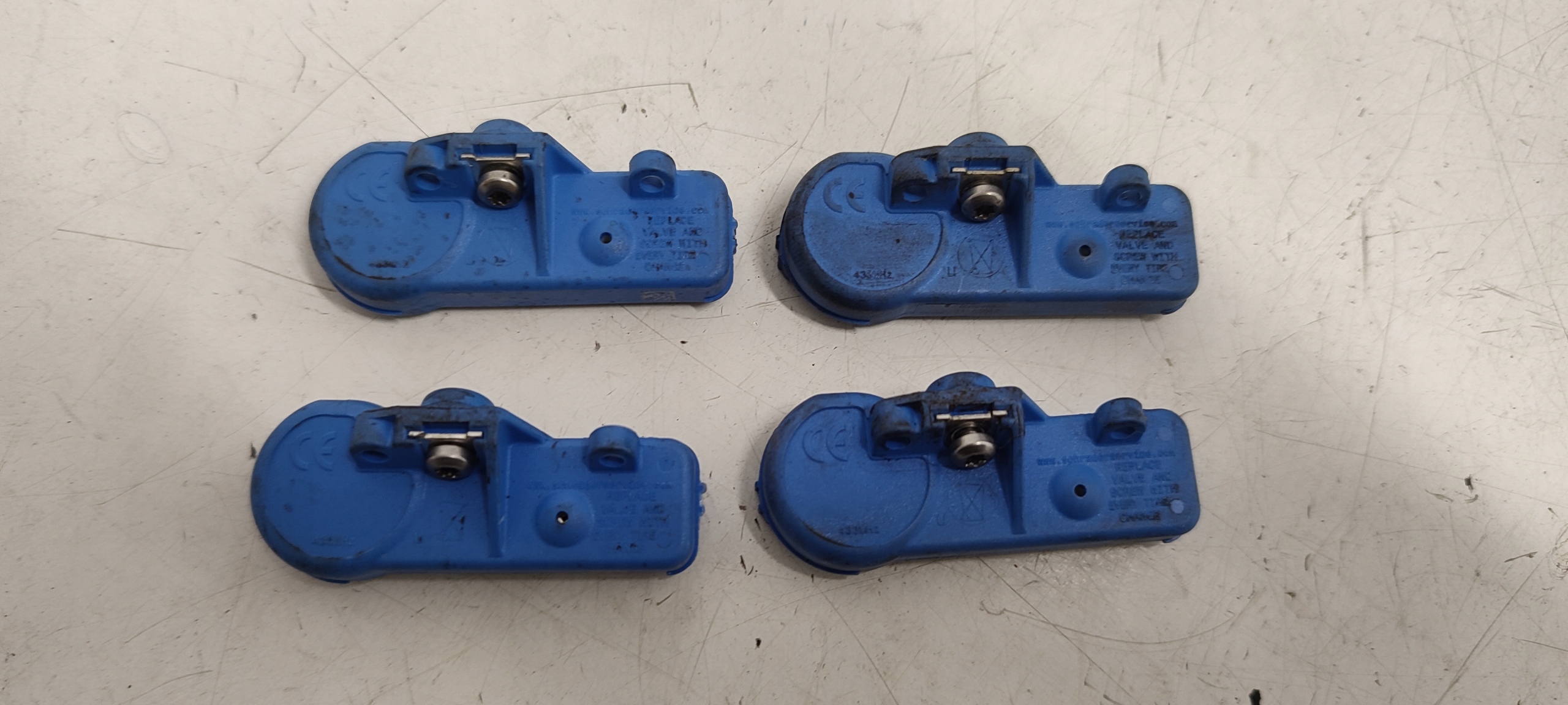 Capteur TPMS 13581562 Opel Corsa E