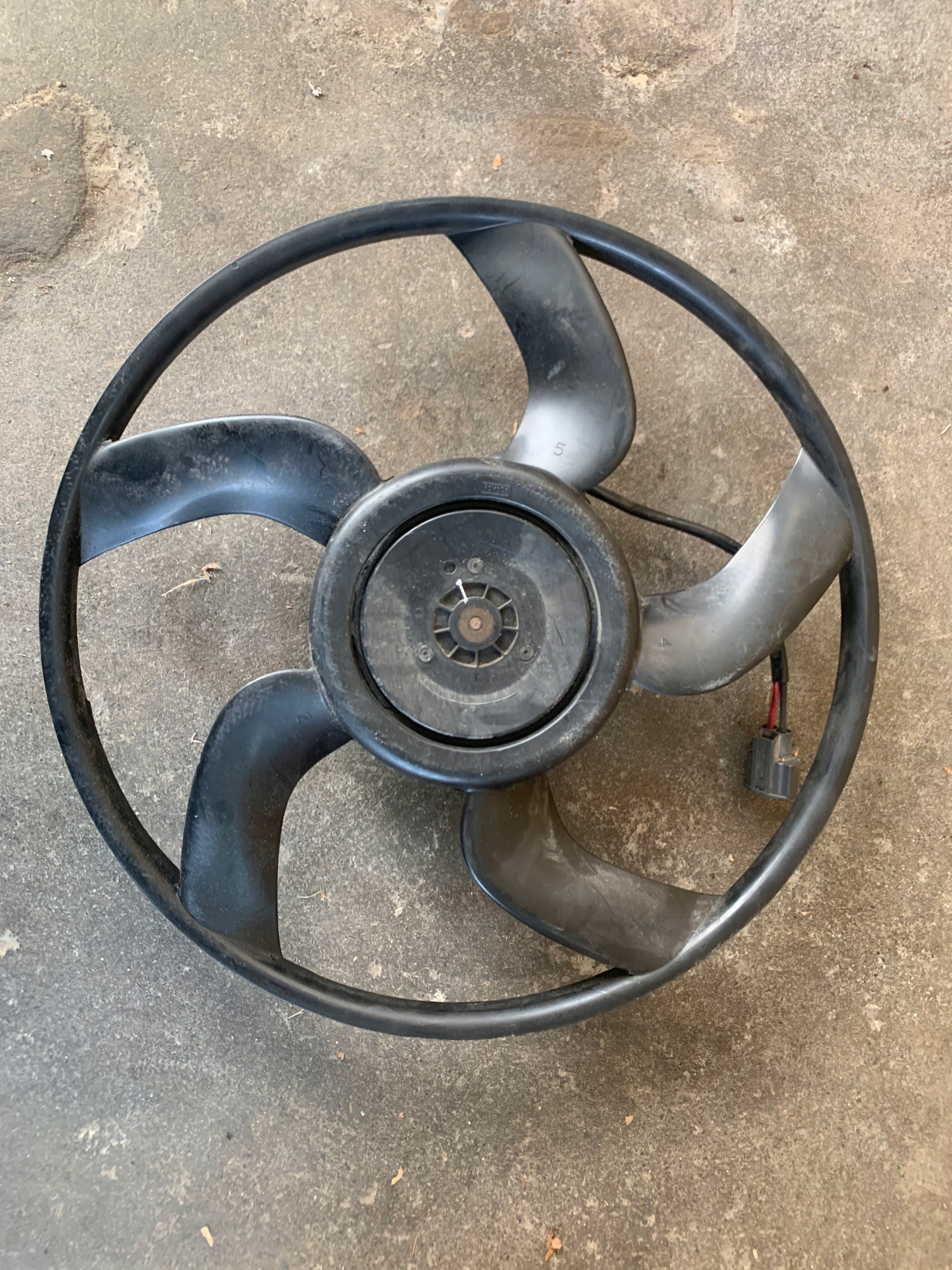 Wentylator FORD KUGA ESCAPE MK2 13- ORYGINAL