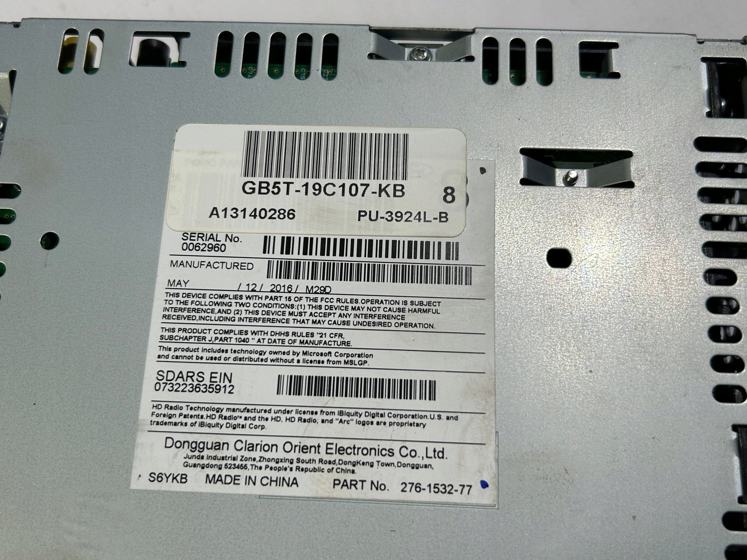 Radio odbiornik control unit module radia Ford Explorer V 2016