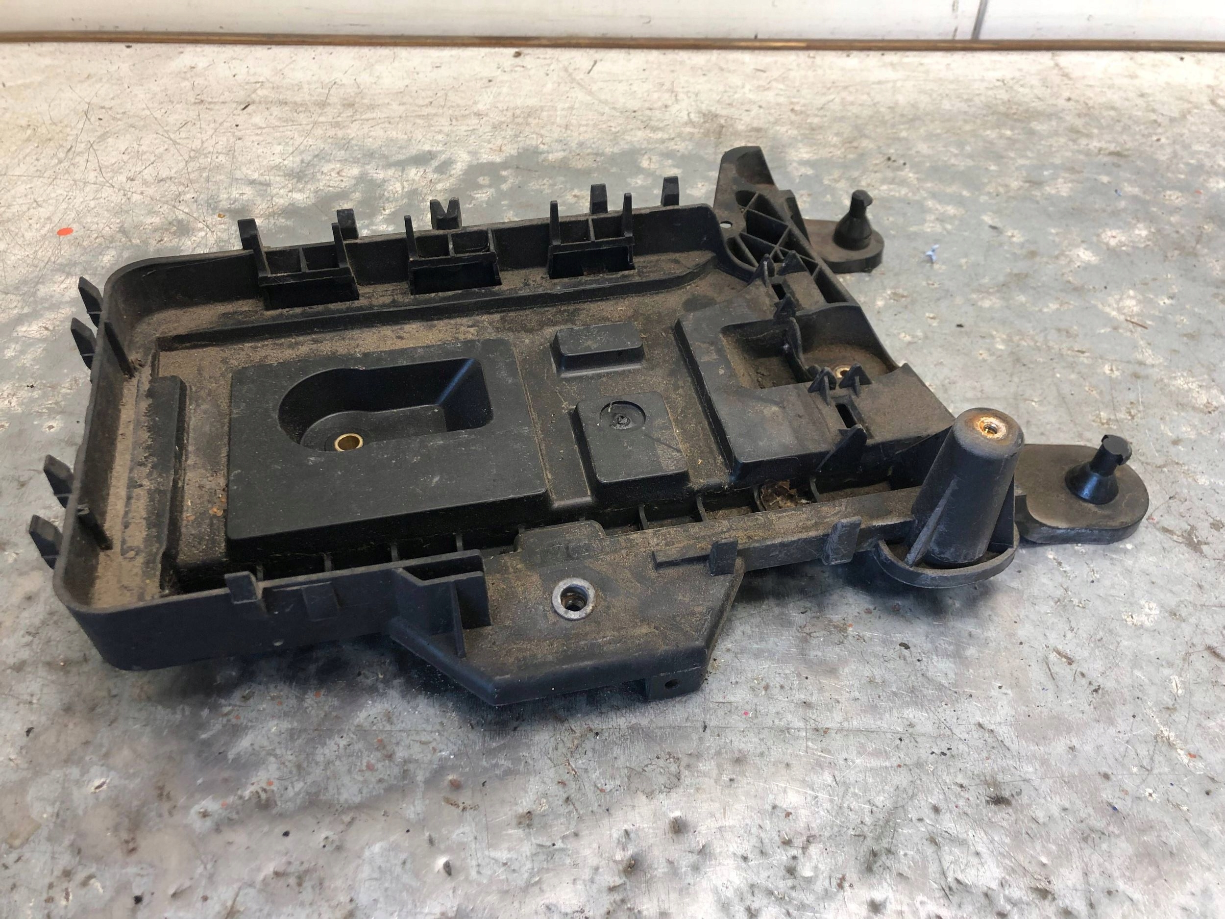 Porta per batteria VW TOURAN e LIFT 1K0915333C