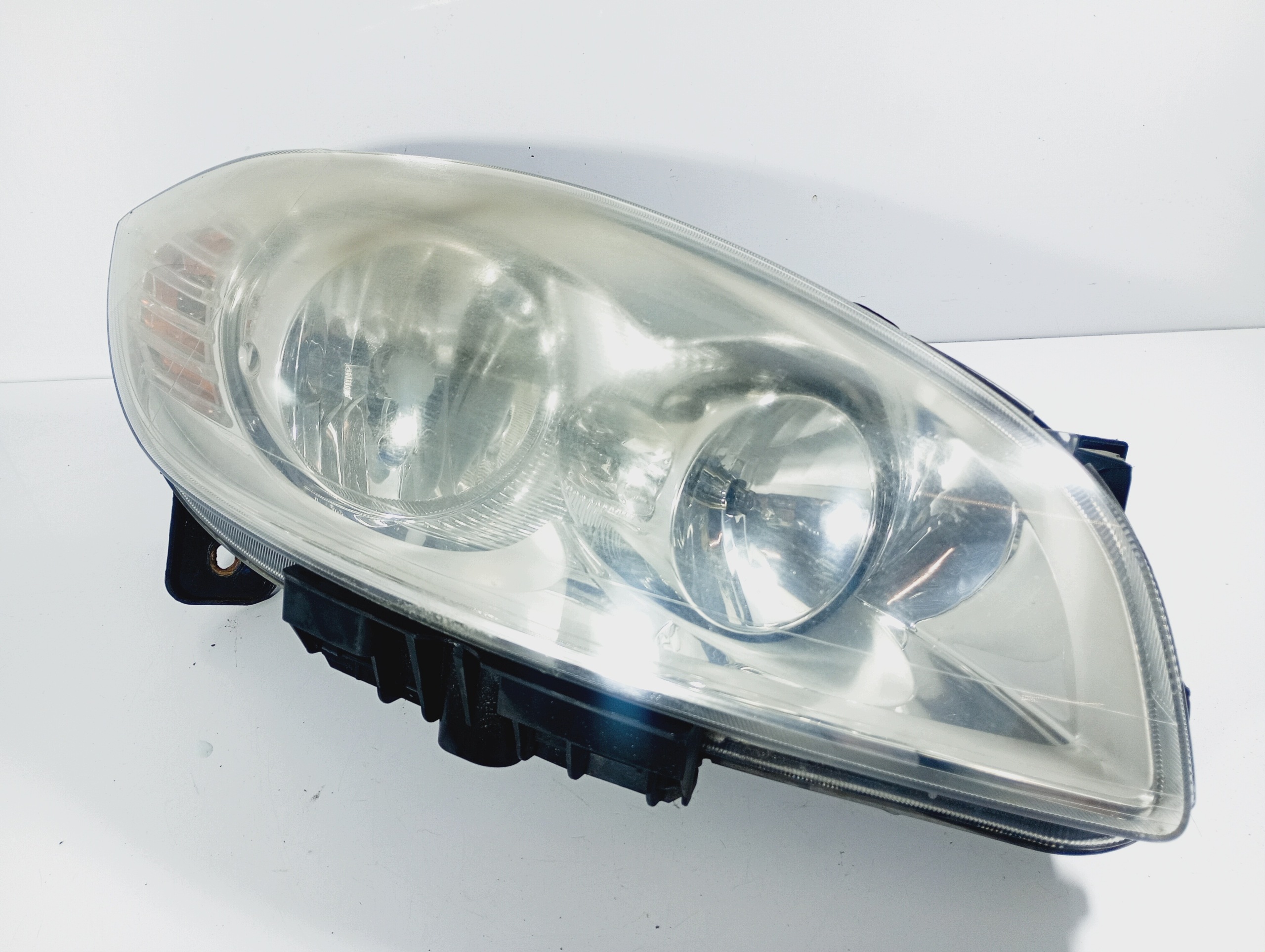 light right front reflektor right front 45220748 Fiat Linea 1 and 05-10
