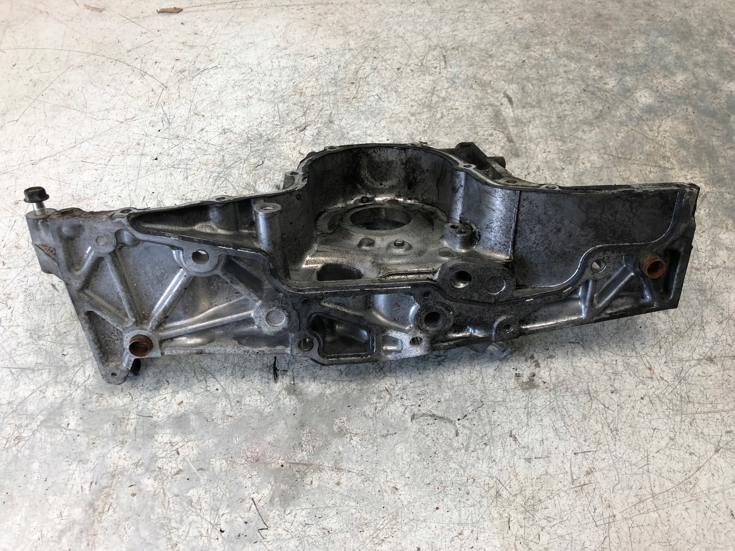 Couvercle carter distribution SUBARU LEGACY IV 2.0D EE20