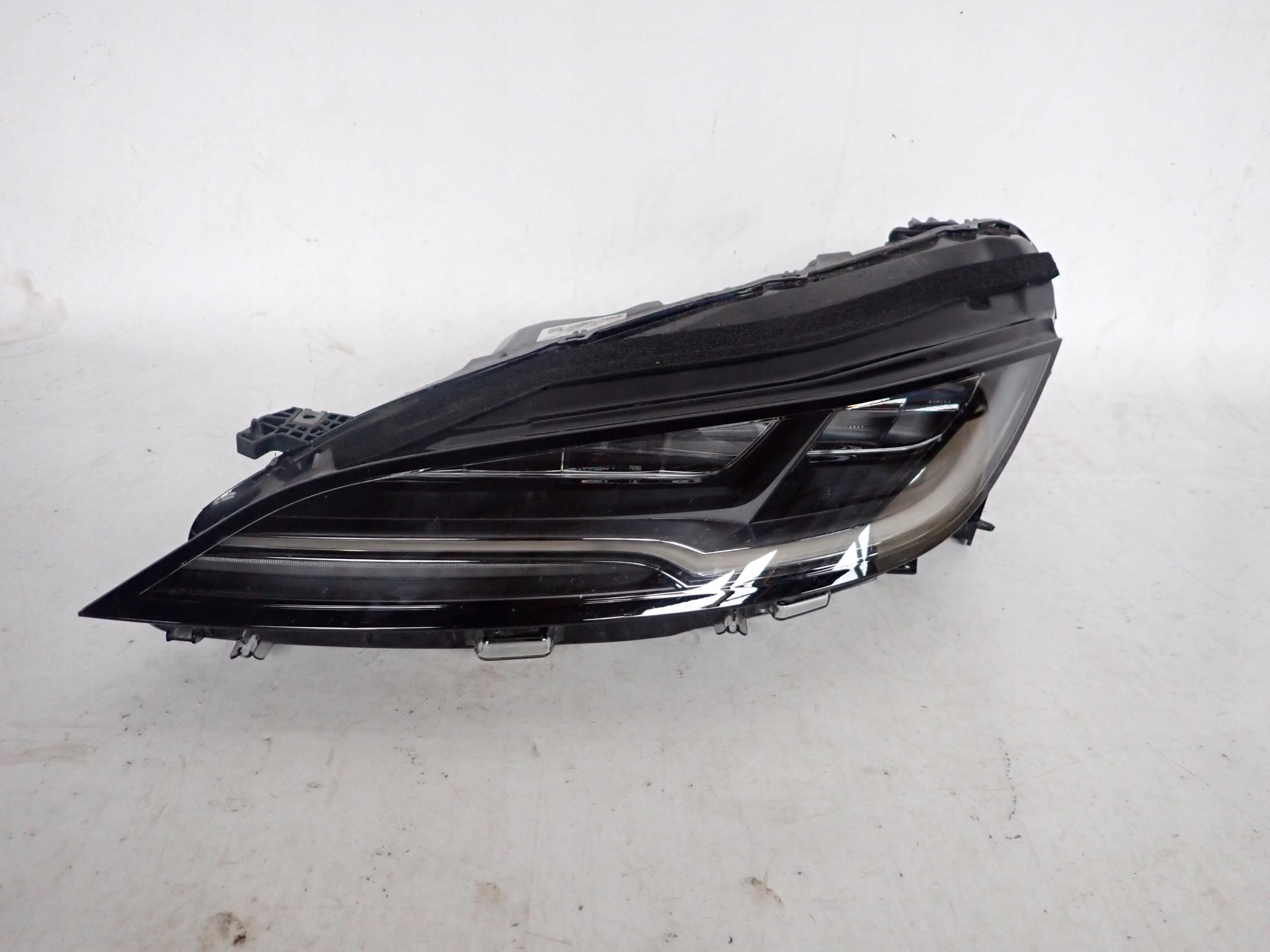 TESLA 3 LIFT 24- light left front front FULL LED HIGHLAND 1760888-00-E