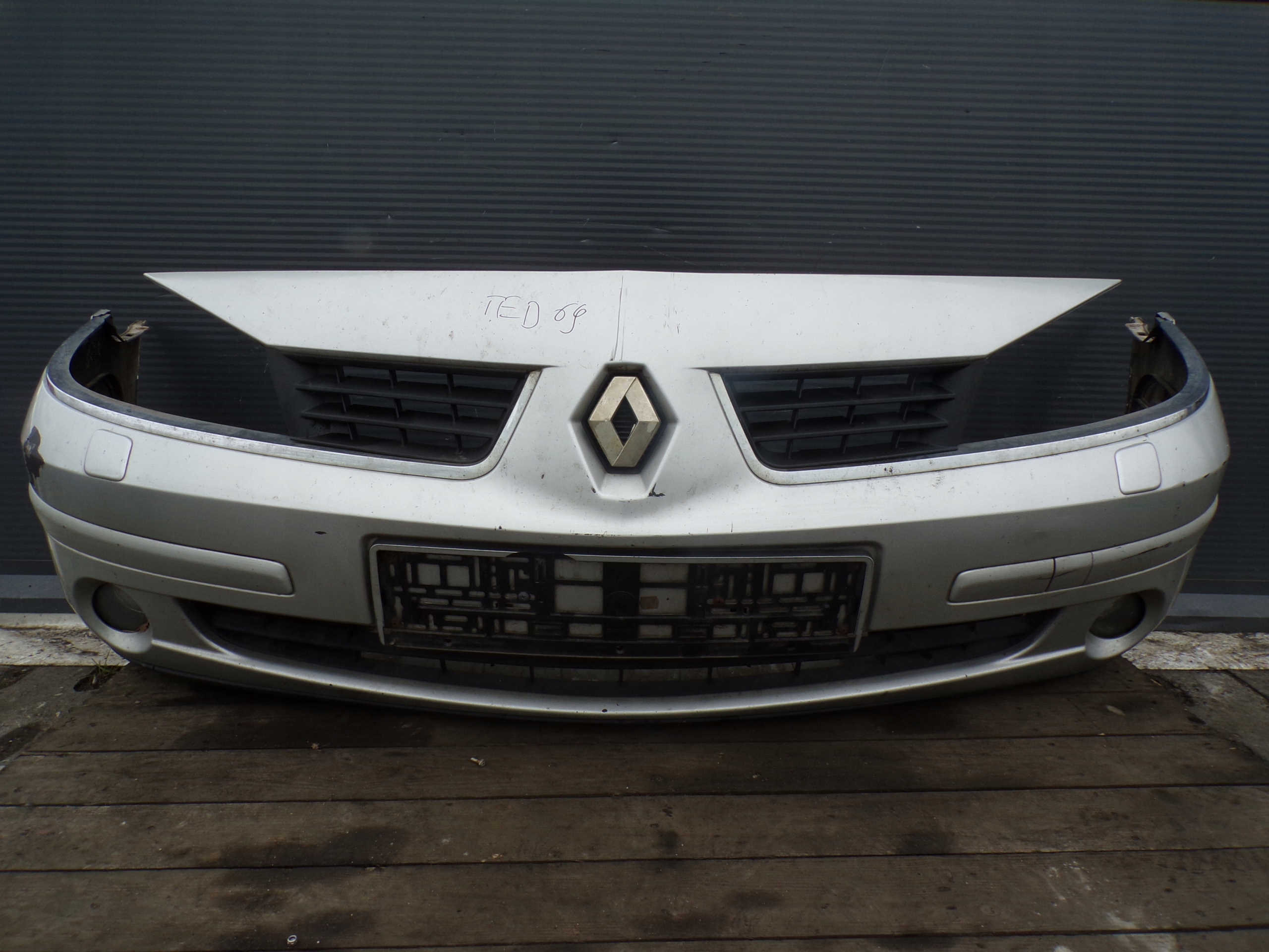 front bumper front RENAULT MEGANE 2 II LIFT washers colour TED69