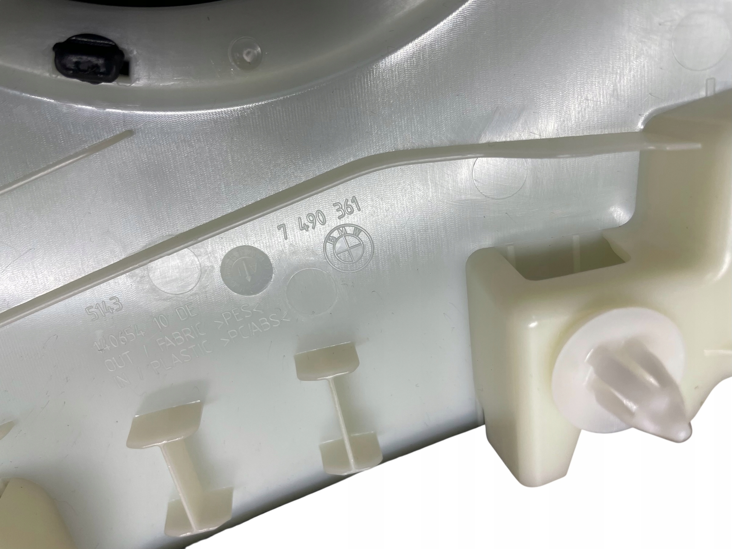 cover SLUPKA left central BMW 4 i4 G26 IDEAL