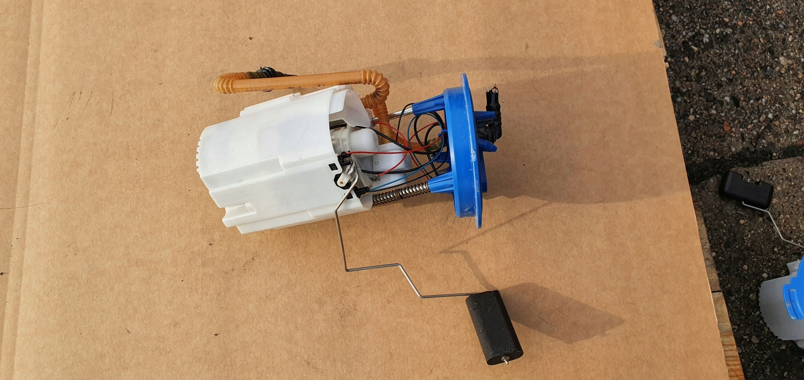 feed pump tanks 3Q0919051R VW AUDI SKODA