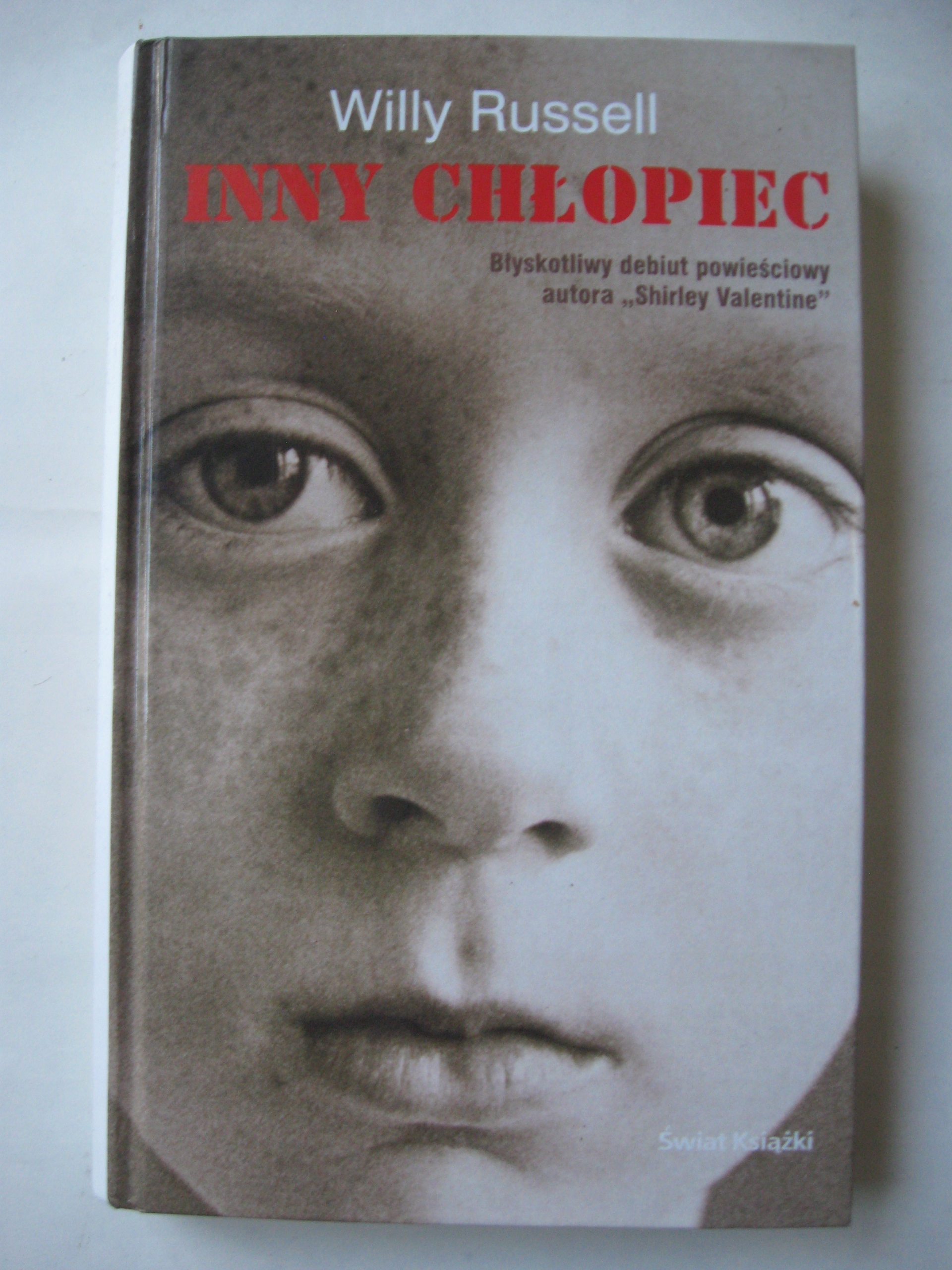 INNY CHŁOPIEC Russell ISBN 9788305024