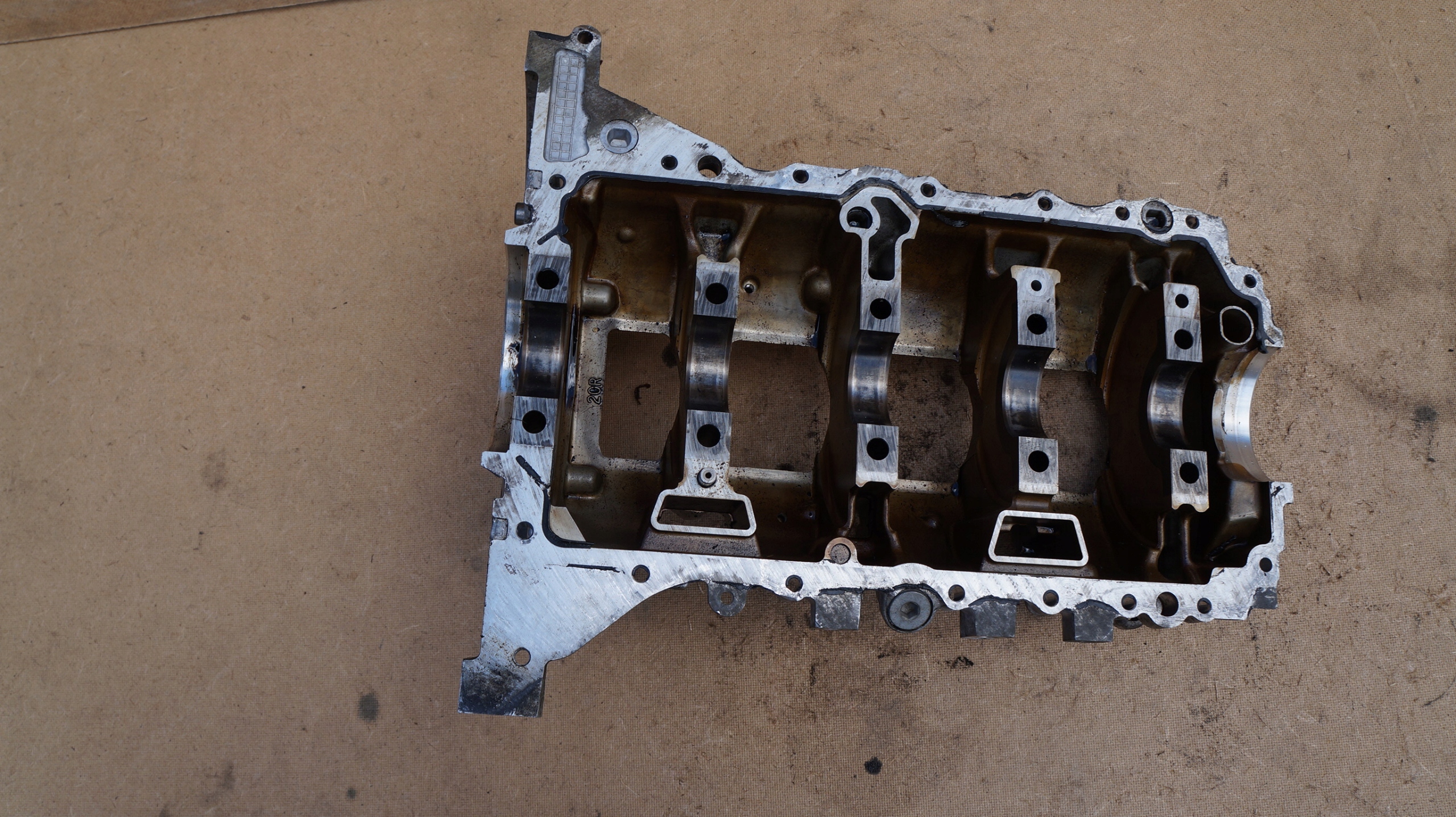 MINI PEUGEOT CITROEN 1.6 VTI THP TURBO PODSTAWA WAŁU MISKA OLEJU V753355680 Typ samochodu Samochody osobowe