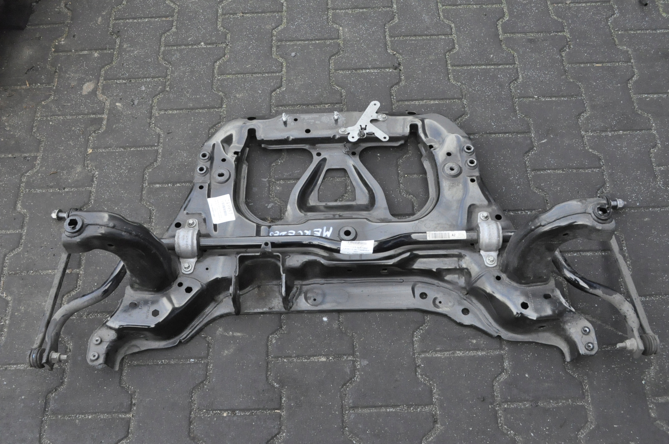 MERCEDES GLA II H247 19- SANKI BELKA ZAWIESZENIA