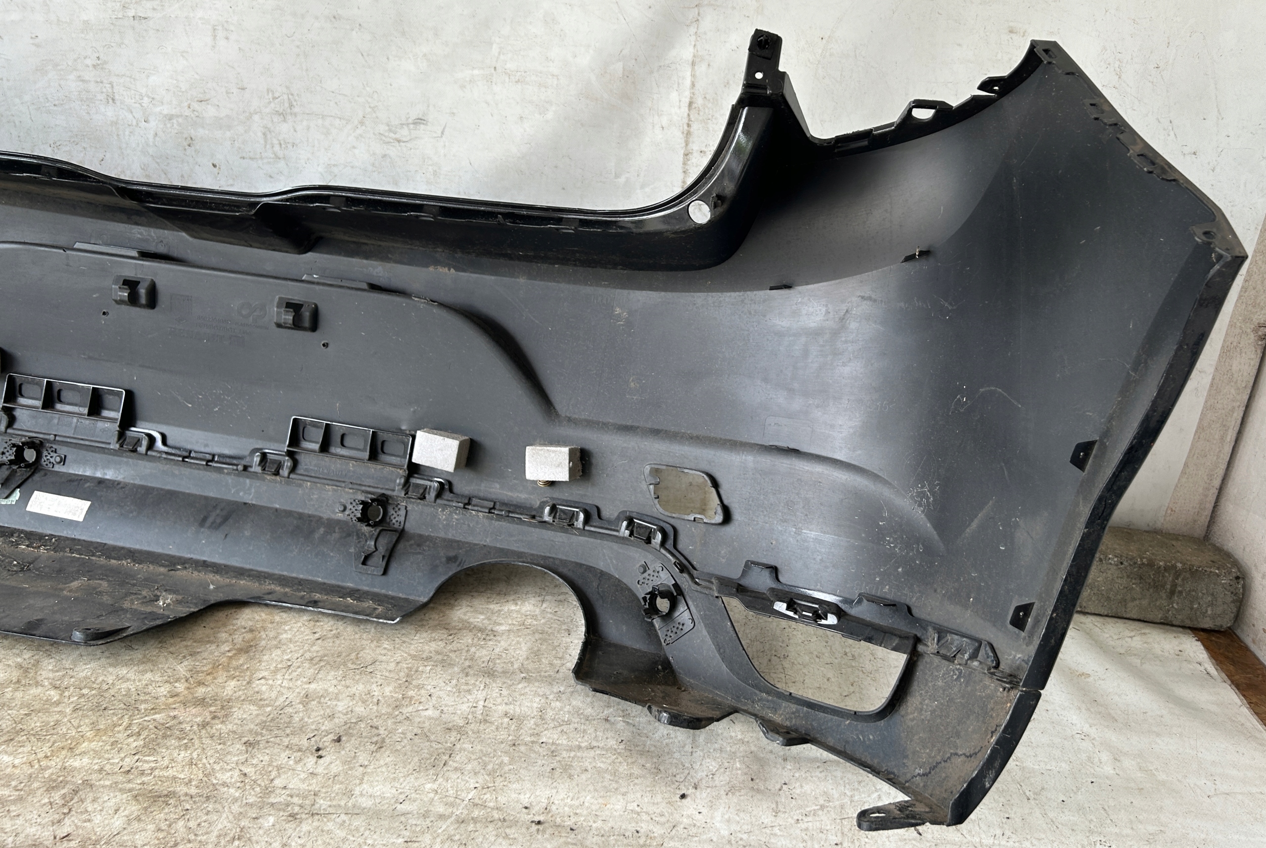bumper rear part rear RENAULT MEGANE IV HB PDC