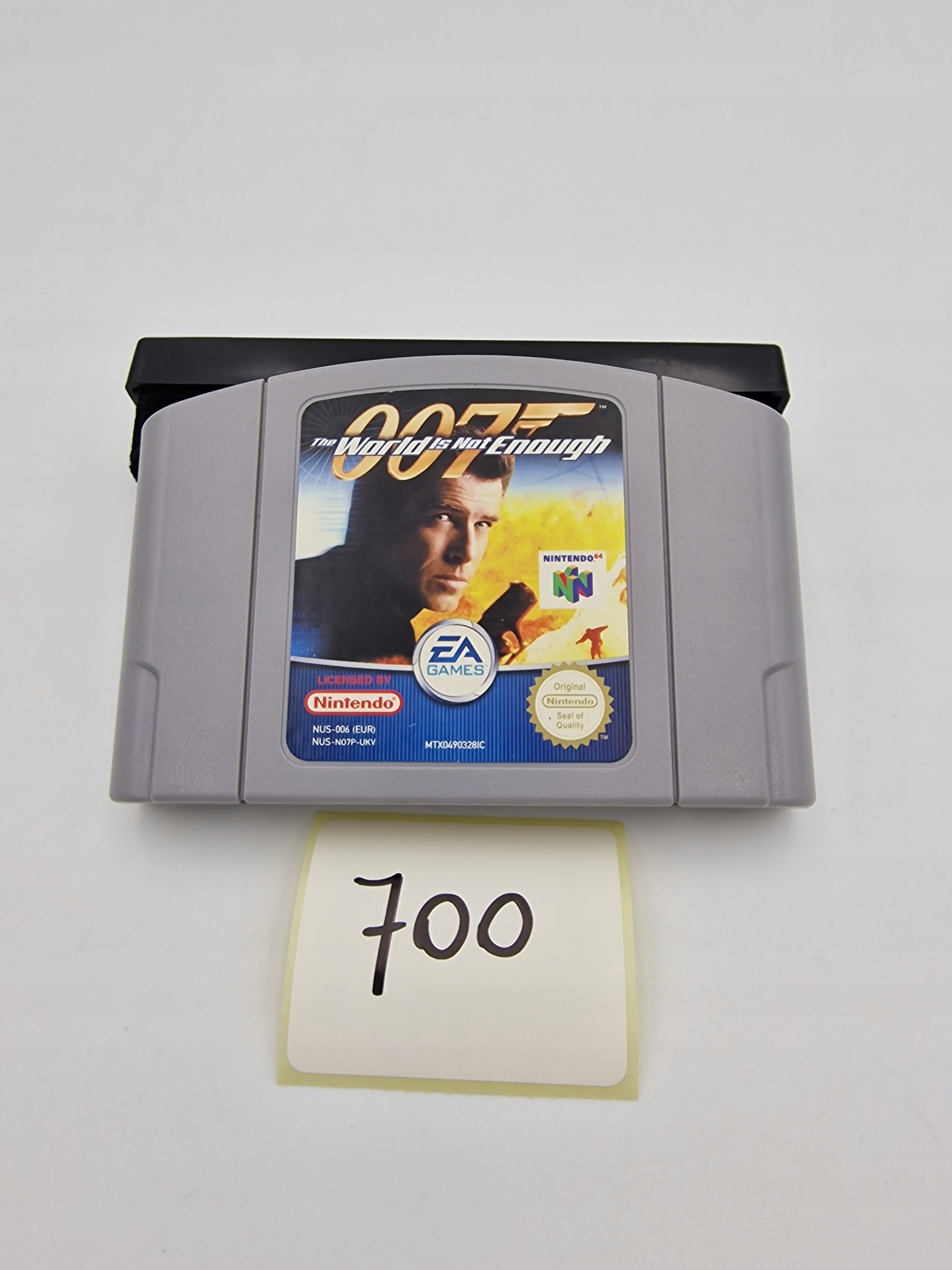 NINTENDO 64 007 THE WORLD IS NOT ENOUGH Producent Nintendo