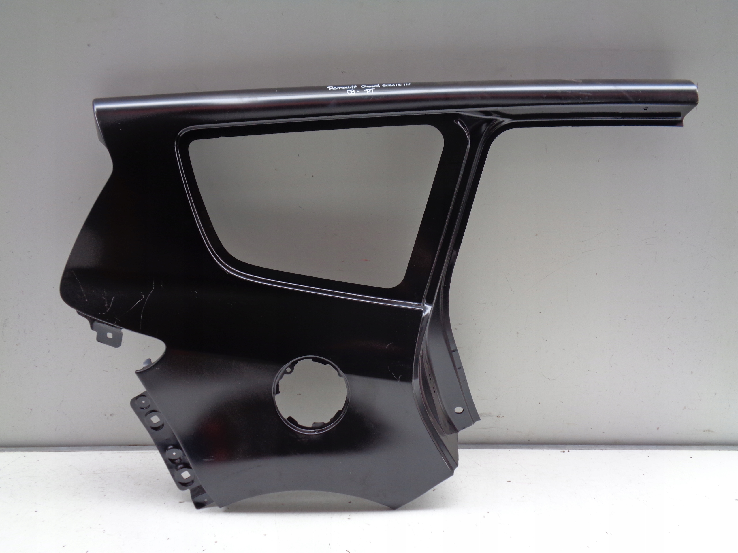 BŁOTNIK PRAWY TYLNY RENAULT GRAND SCENIC III 09-