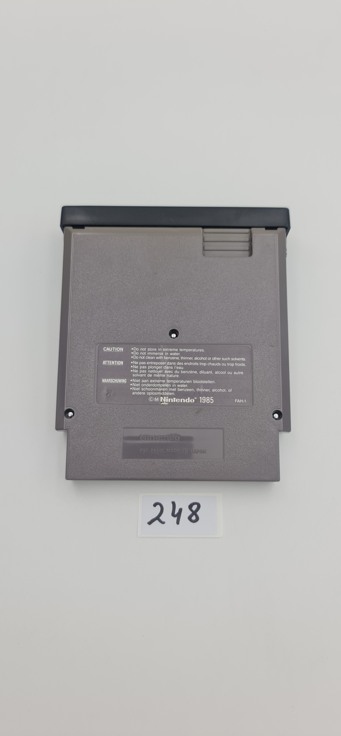 NINTENDO NES LOW G MAN Producent Nintendo