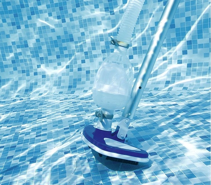 Basenowy zestaw czyszczący do mycia 26326 Intex Model Jak oczyścić basen 26326 wyczyścić i odkurzyć