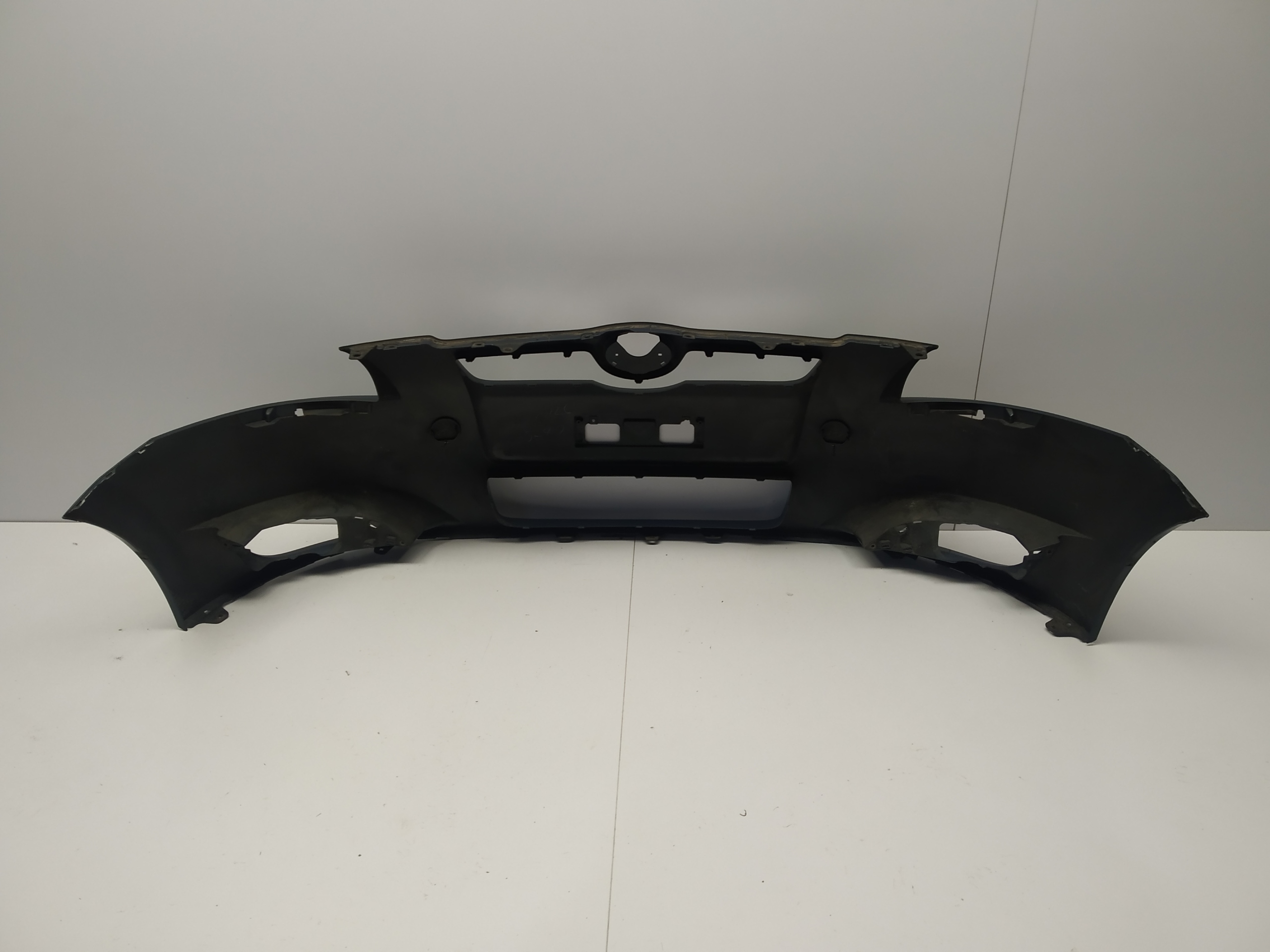 2006-2009r Toyota Auris and bumper front original washers before lift
