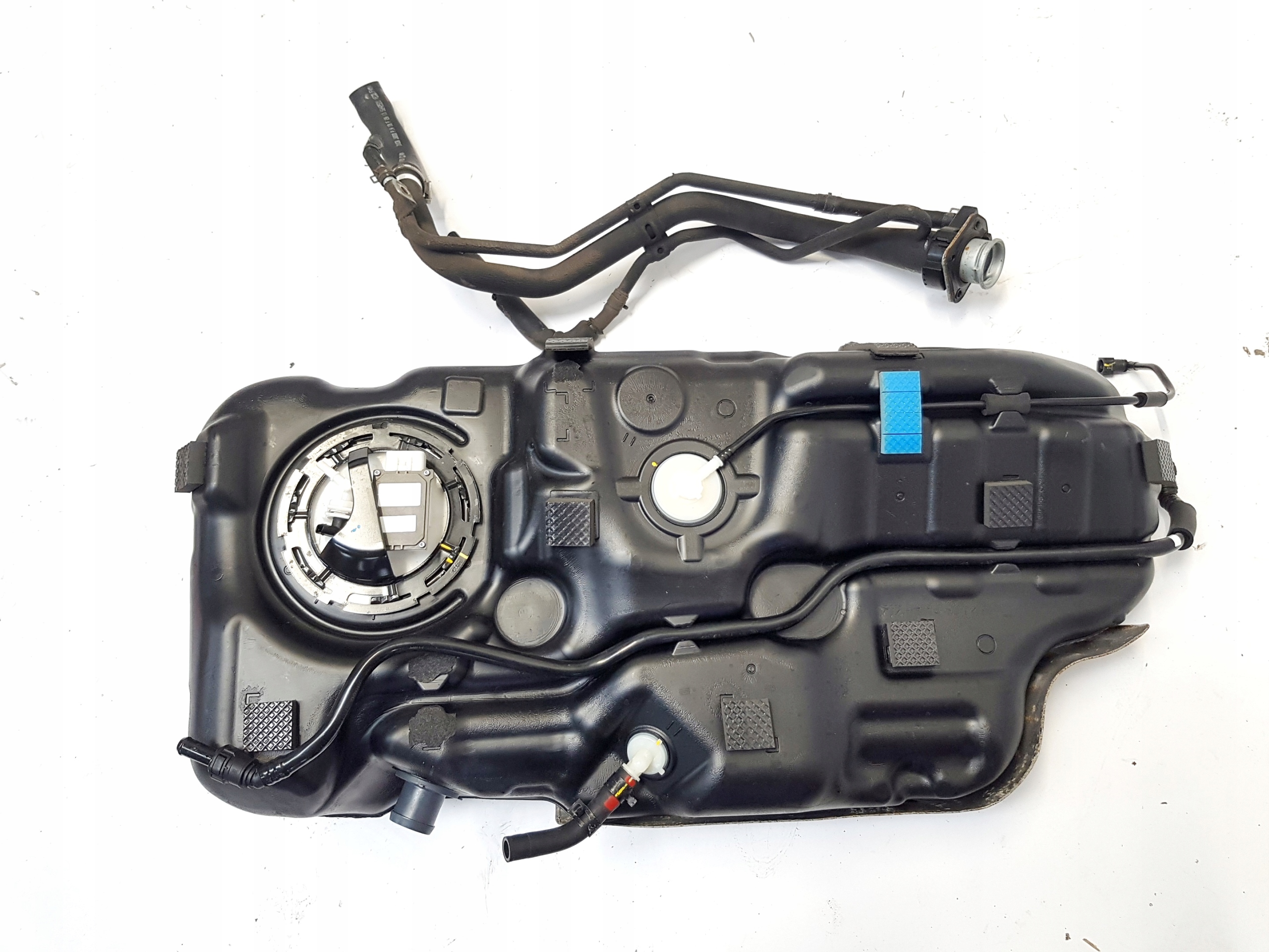 ZBIORNIK BAK PALIWA HYUNDAI KONA 1.6 T-GDI 31171-J9000 za 140 zł z ...