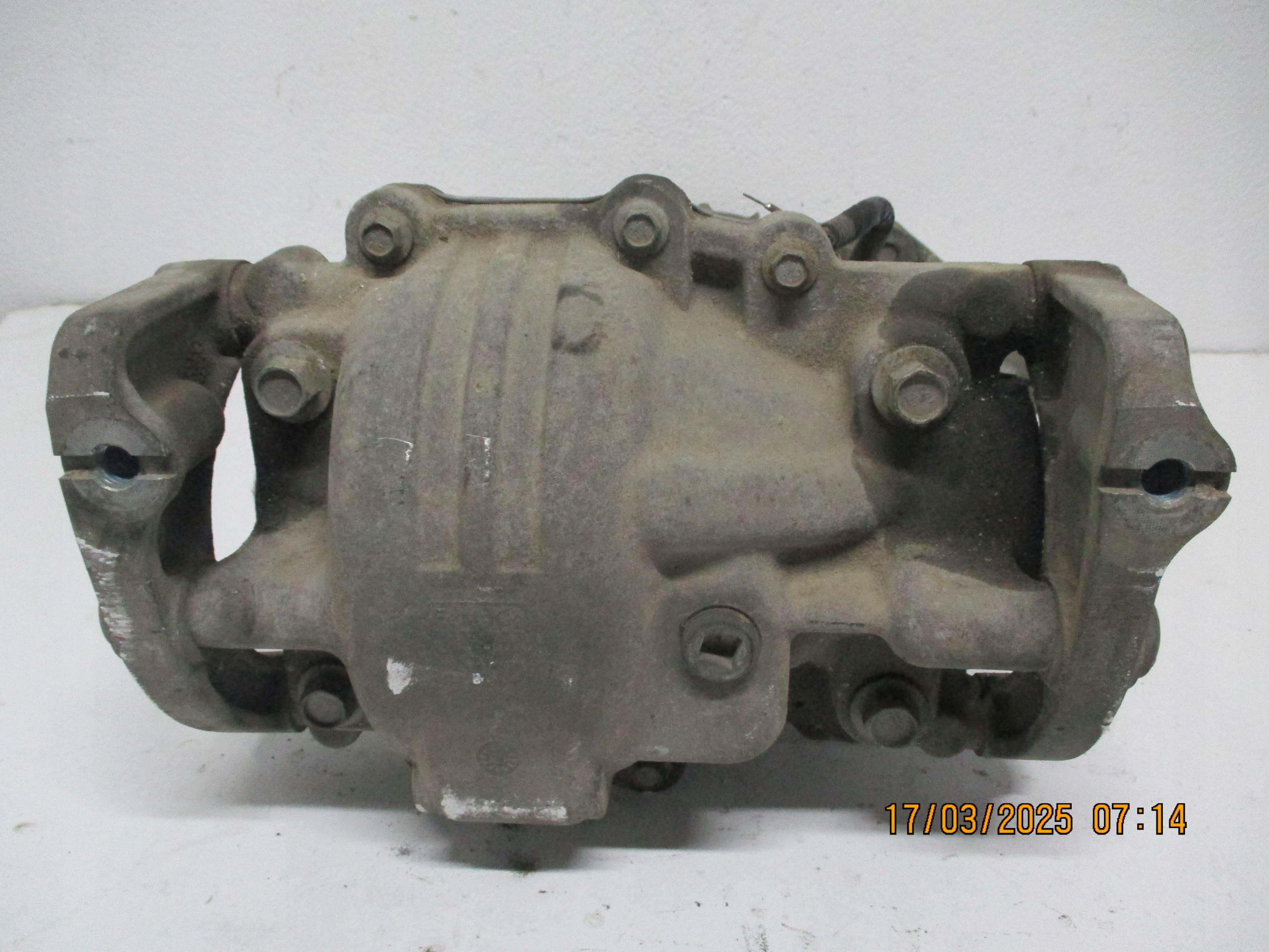 diff differential FORD EDGE MK2 CV6W-4025-CD rear part rear
