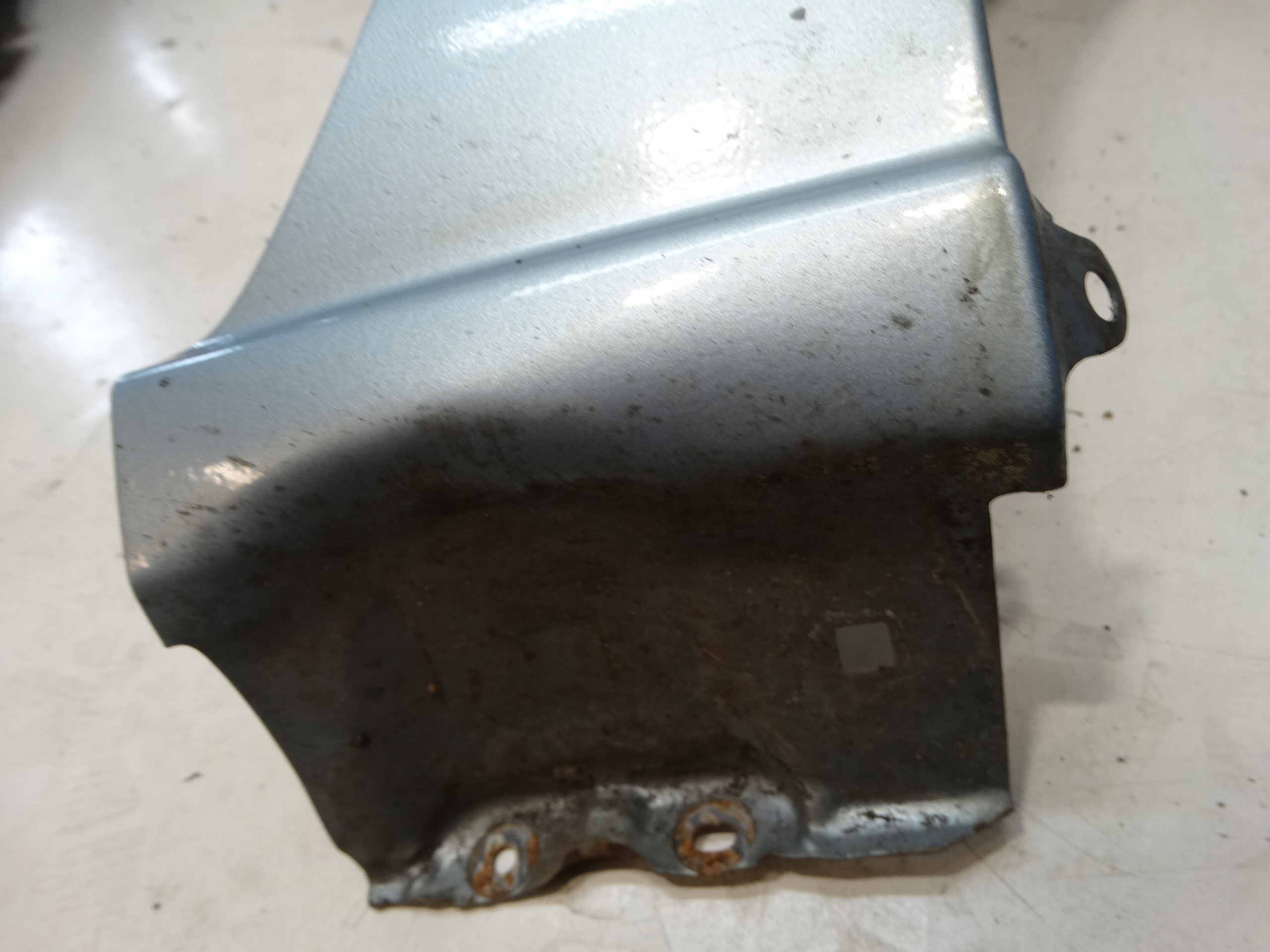 fender right front MAZDA 2 DE 2011R. KOD : 33Y