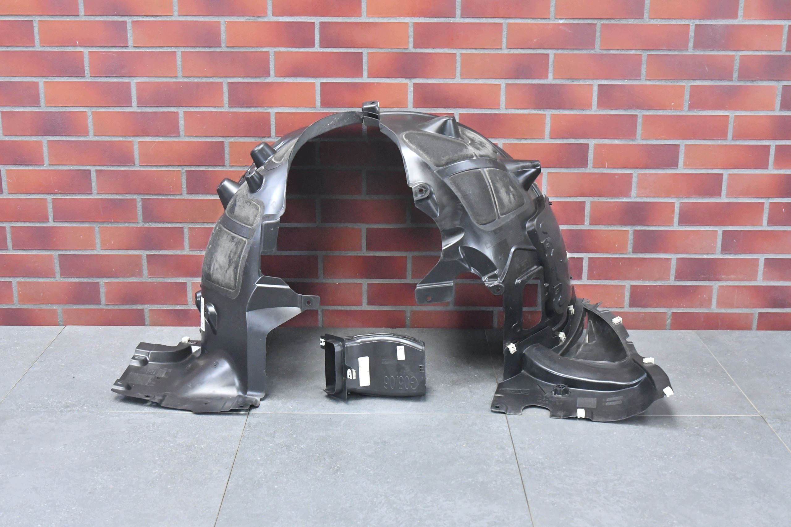 mudguard left front front cover BMW X5 G05 m-packet LCI LIFT 18652km