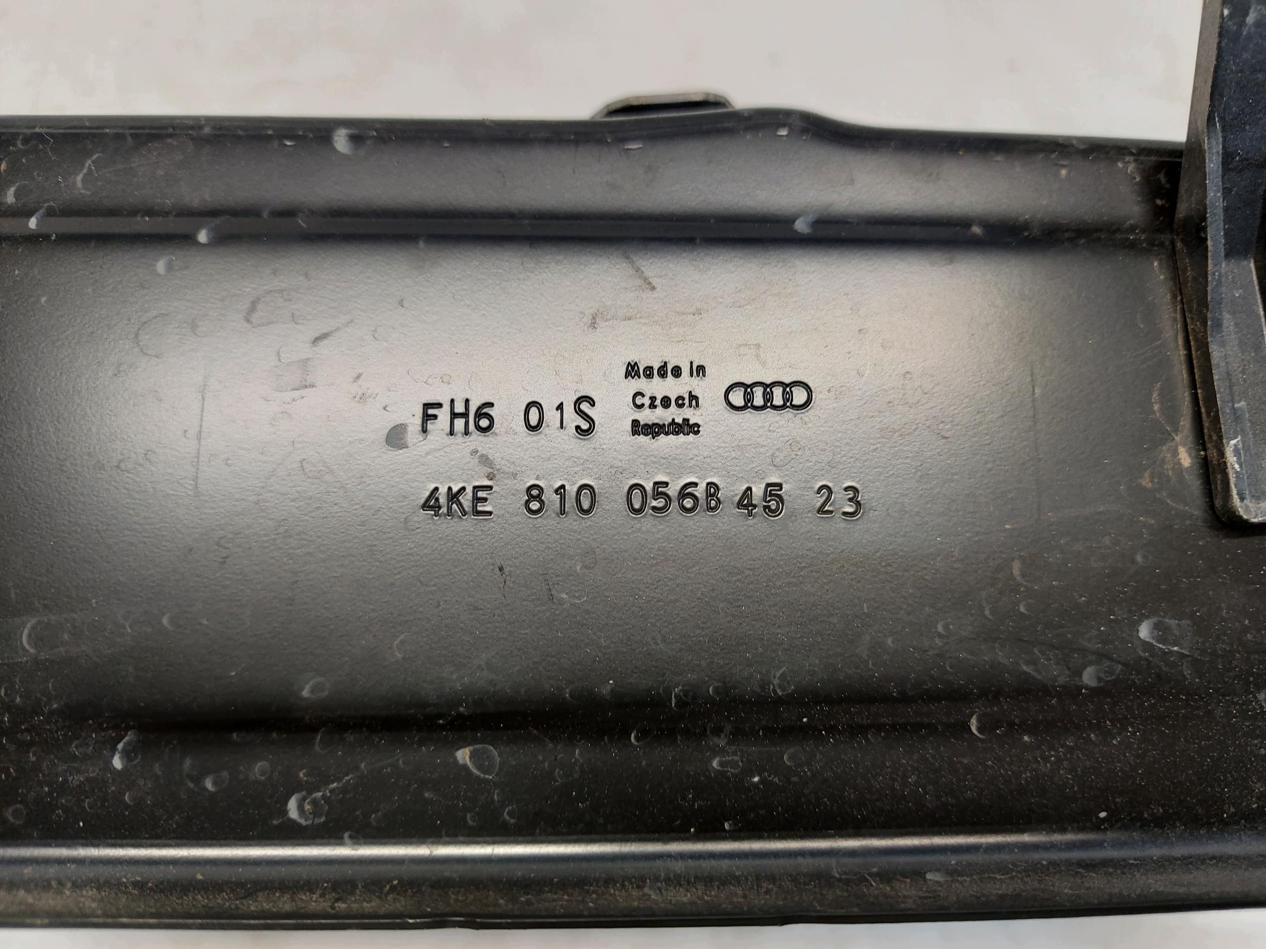 Audi Q8 E-TRON SportBack Poignée Console Support plaque 4ke810056b