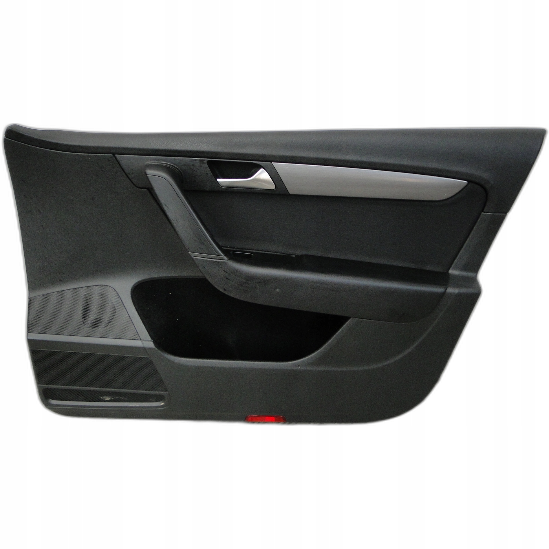 карта дверная перед vw PASSAT B7 3AA 3AB867012
