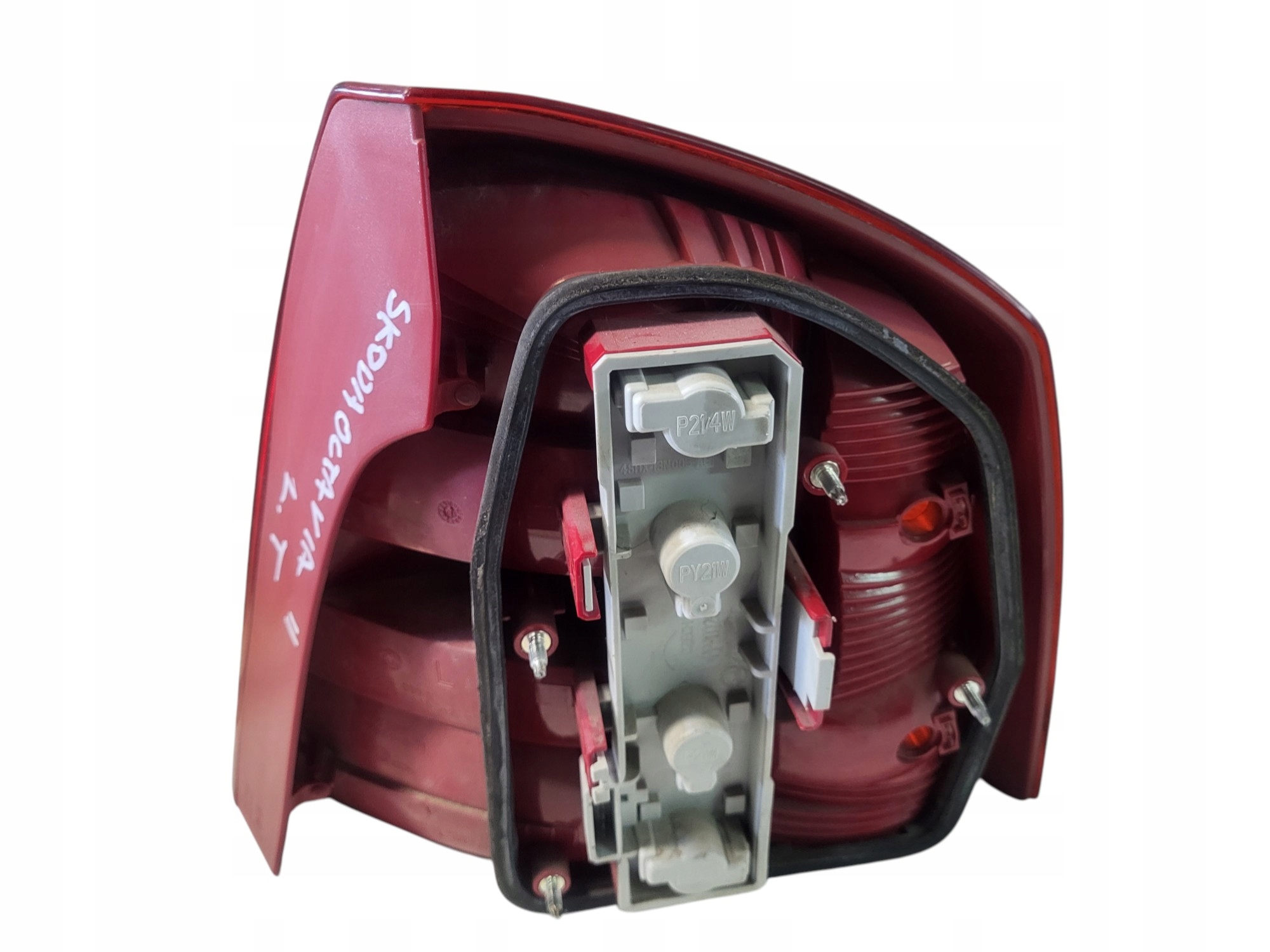light left rear part SKODA OCTAVIA II HB EUROPA