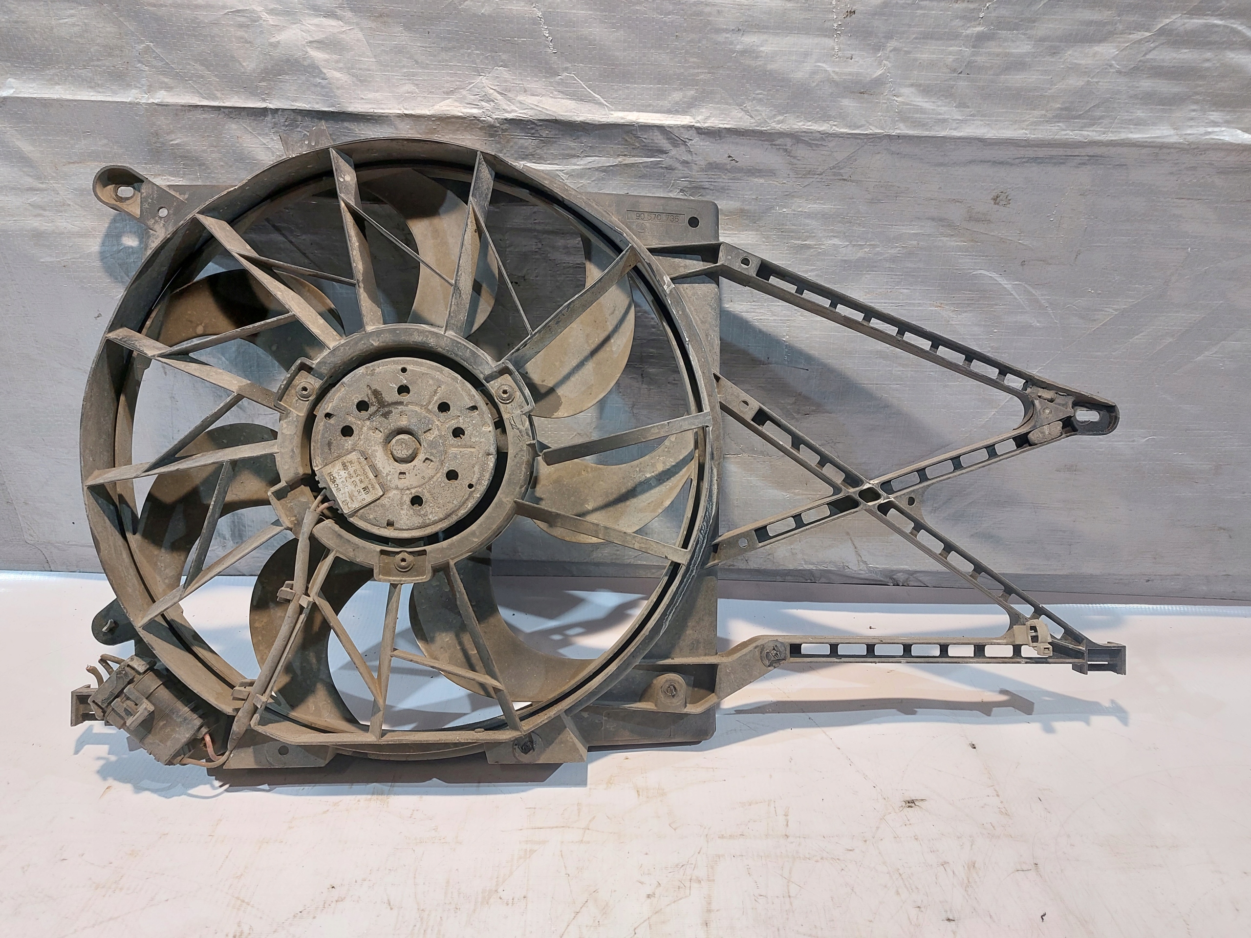 ventilátor chladiče OPEL ZAFIRA A 1.8 16V