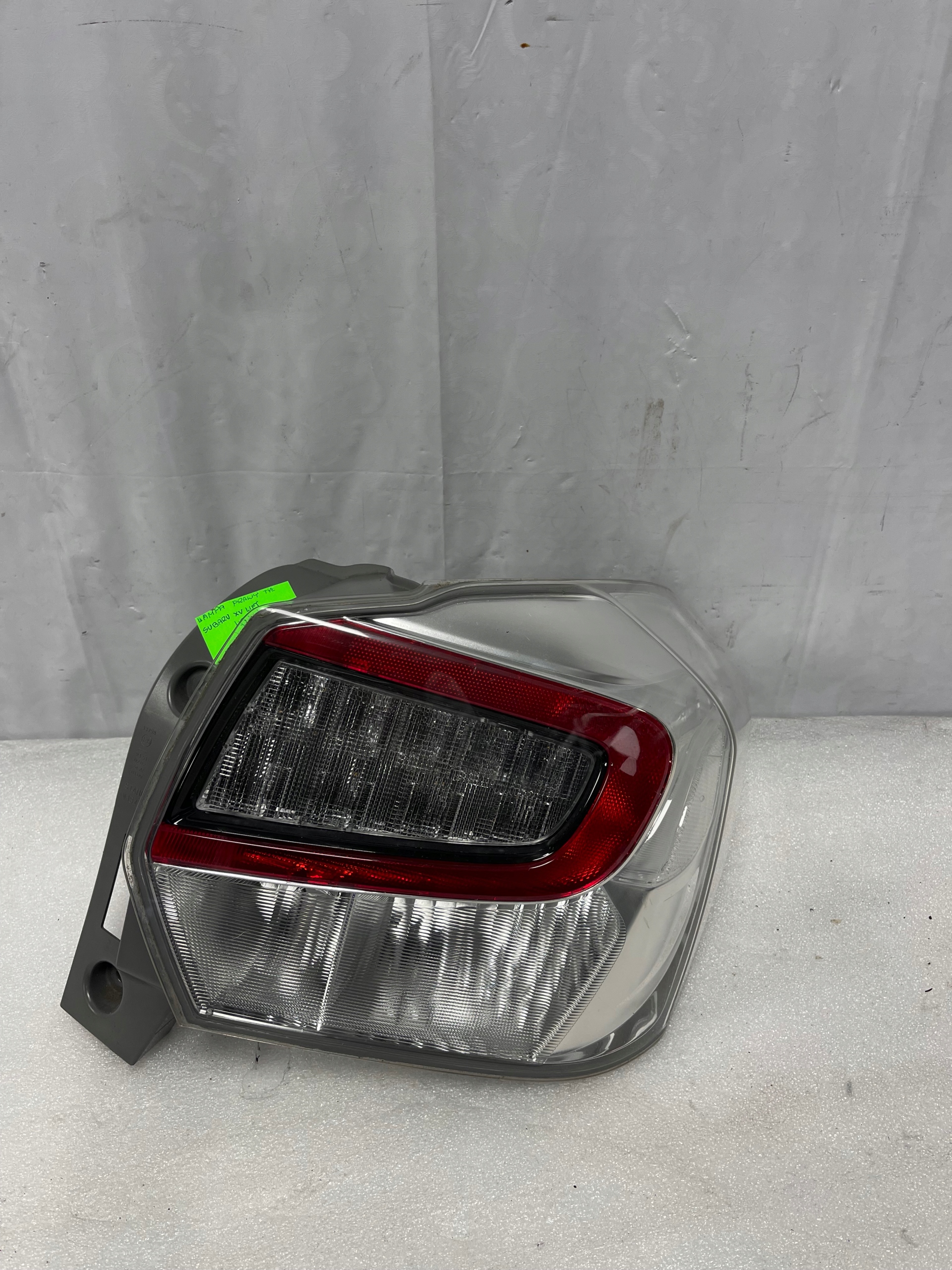 фонарь правый subaru XV РЕСТАЙЛИНГ 16r led OK.