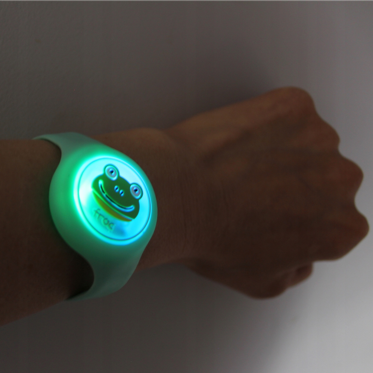 OPASKA NA KOMARY LED SILIKONOWA ZEGAREK DLA DZIECI Rodzaj opaska na rękę