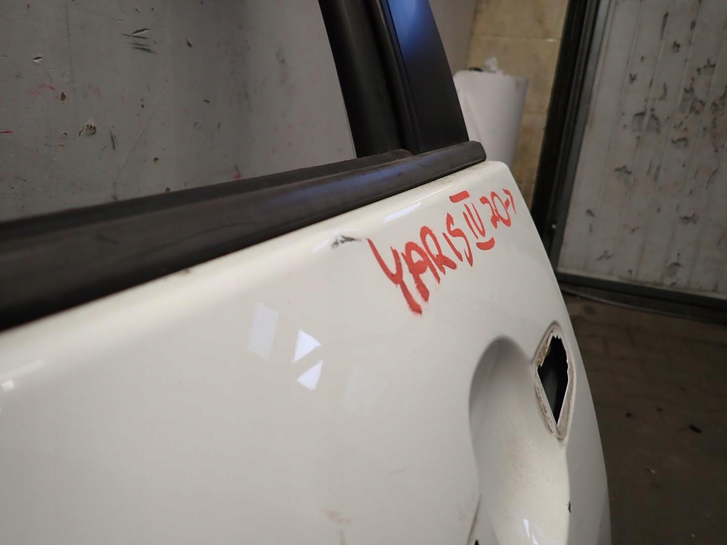 door front front left TOYOTA YARIS IV 2020