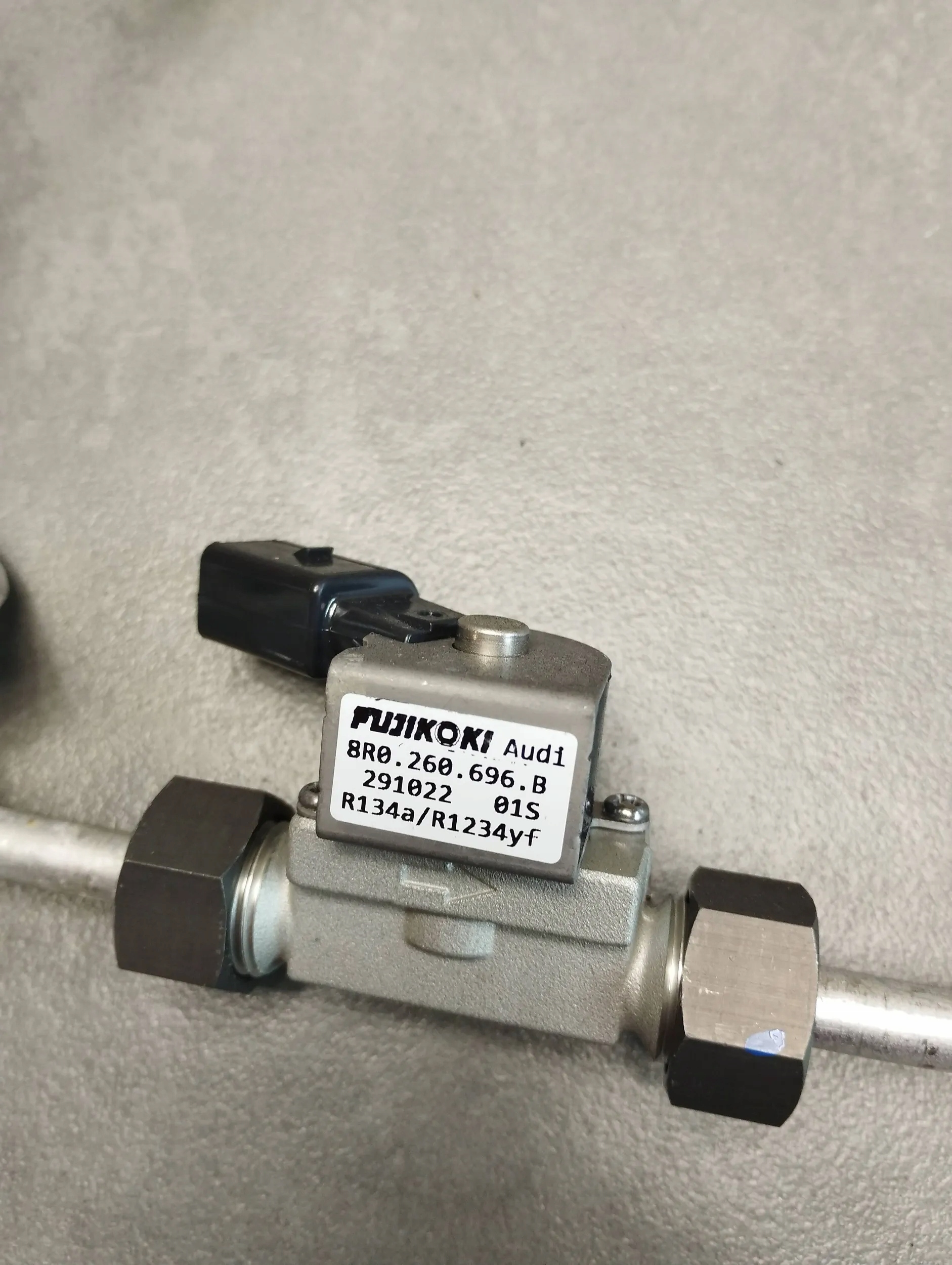 Audi Q4 e-tron prijenos klimatizacije 1EA816741L 8R0260696B