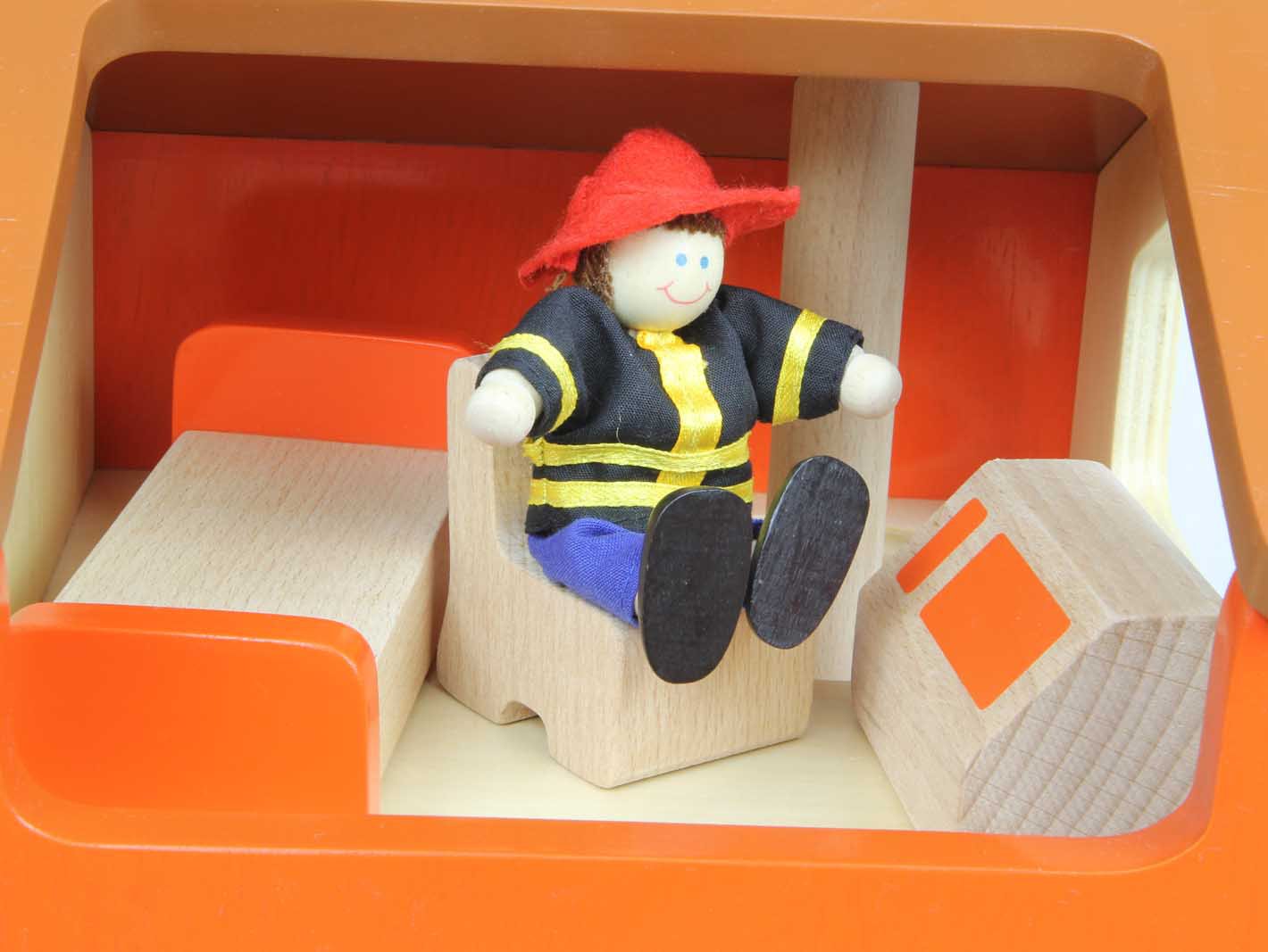 MASTERKIDZ MINI DREWNIANA REMIZA STRAŻACKA ZESTAW Wiek dziecka 3 lata +