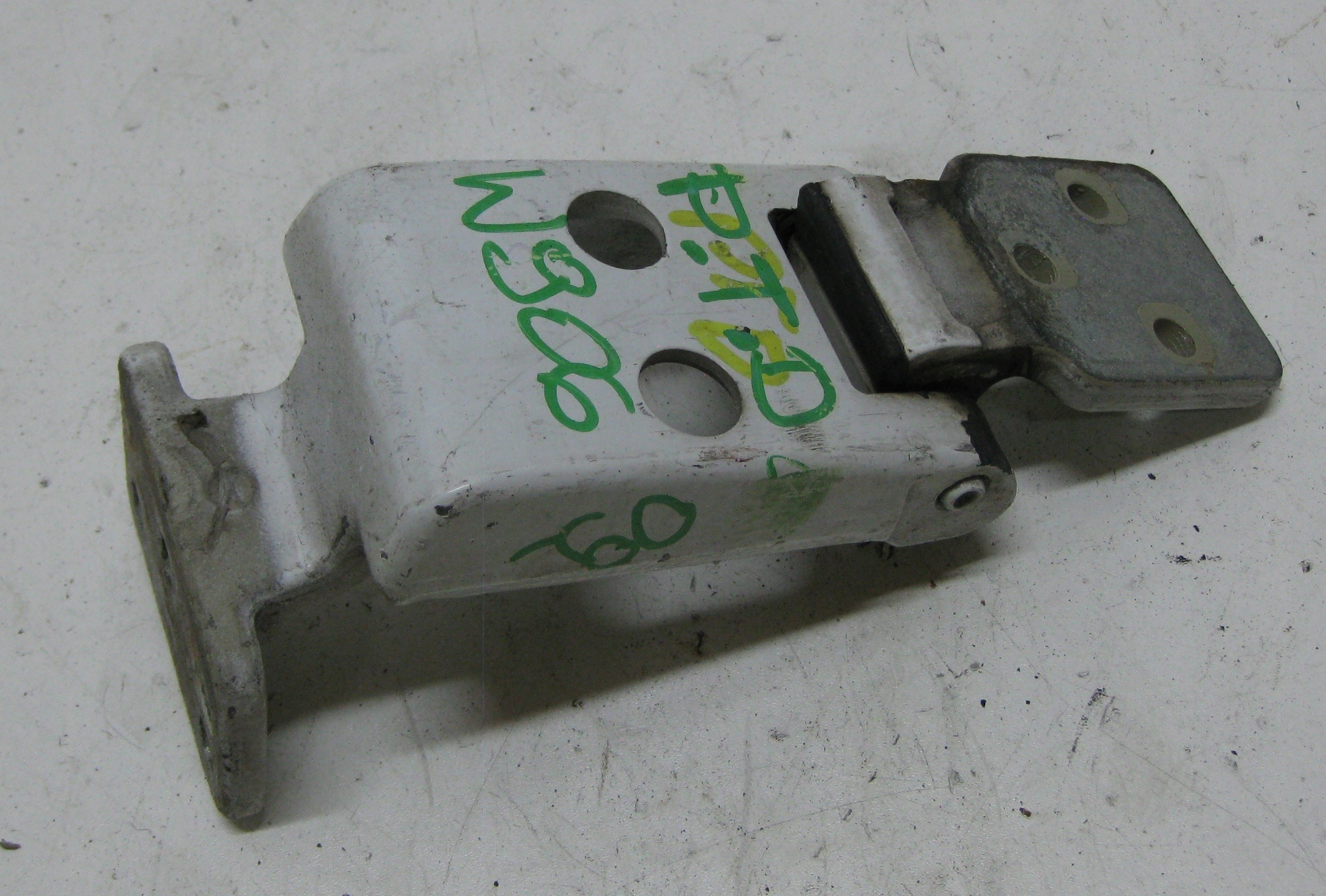 MERCEDES SPRINTER W906 hinge door right rear part lower A9067400737