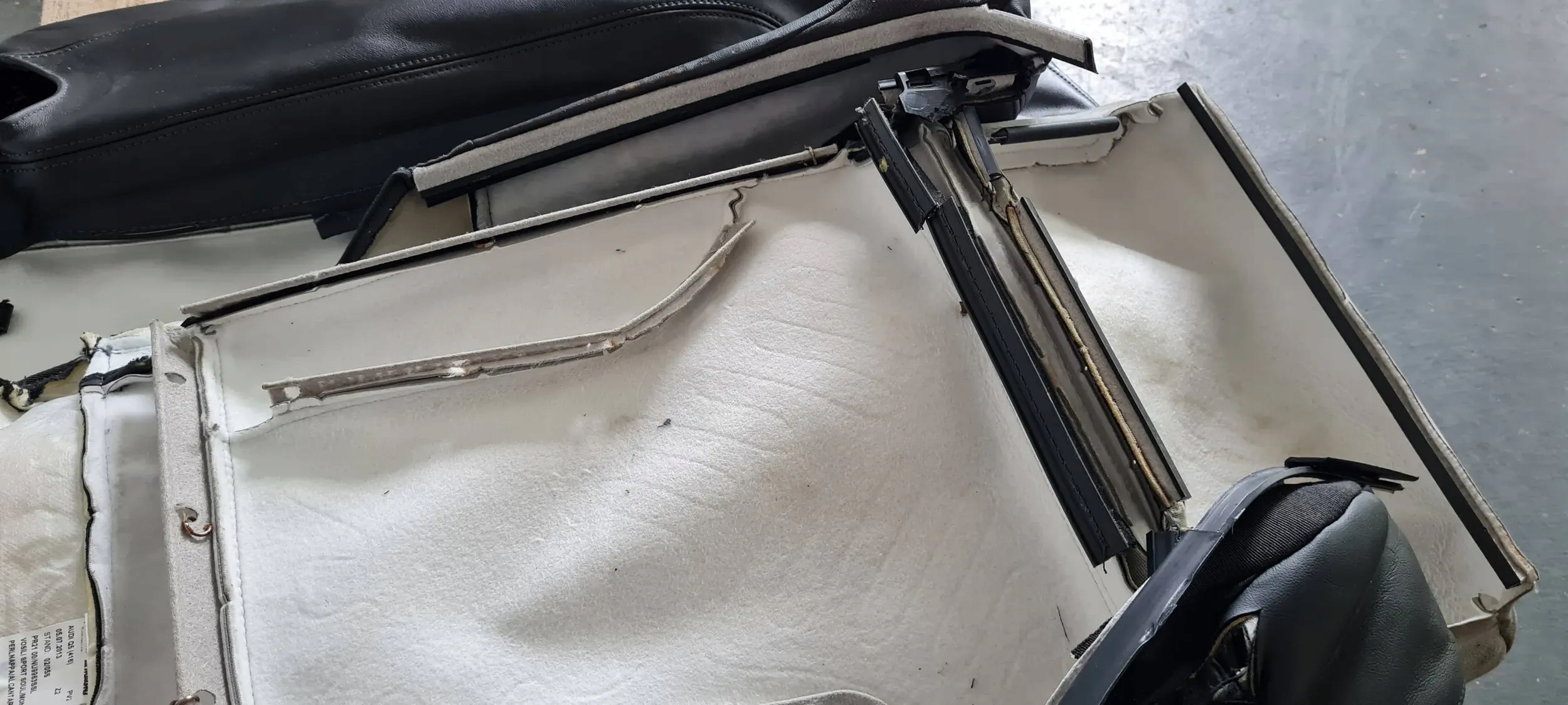 SQ5 8R Q5 LIFT Blende Abdeckung SITZ Leder PERLNAPPA ALCANTARA links Sitz