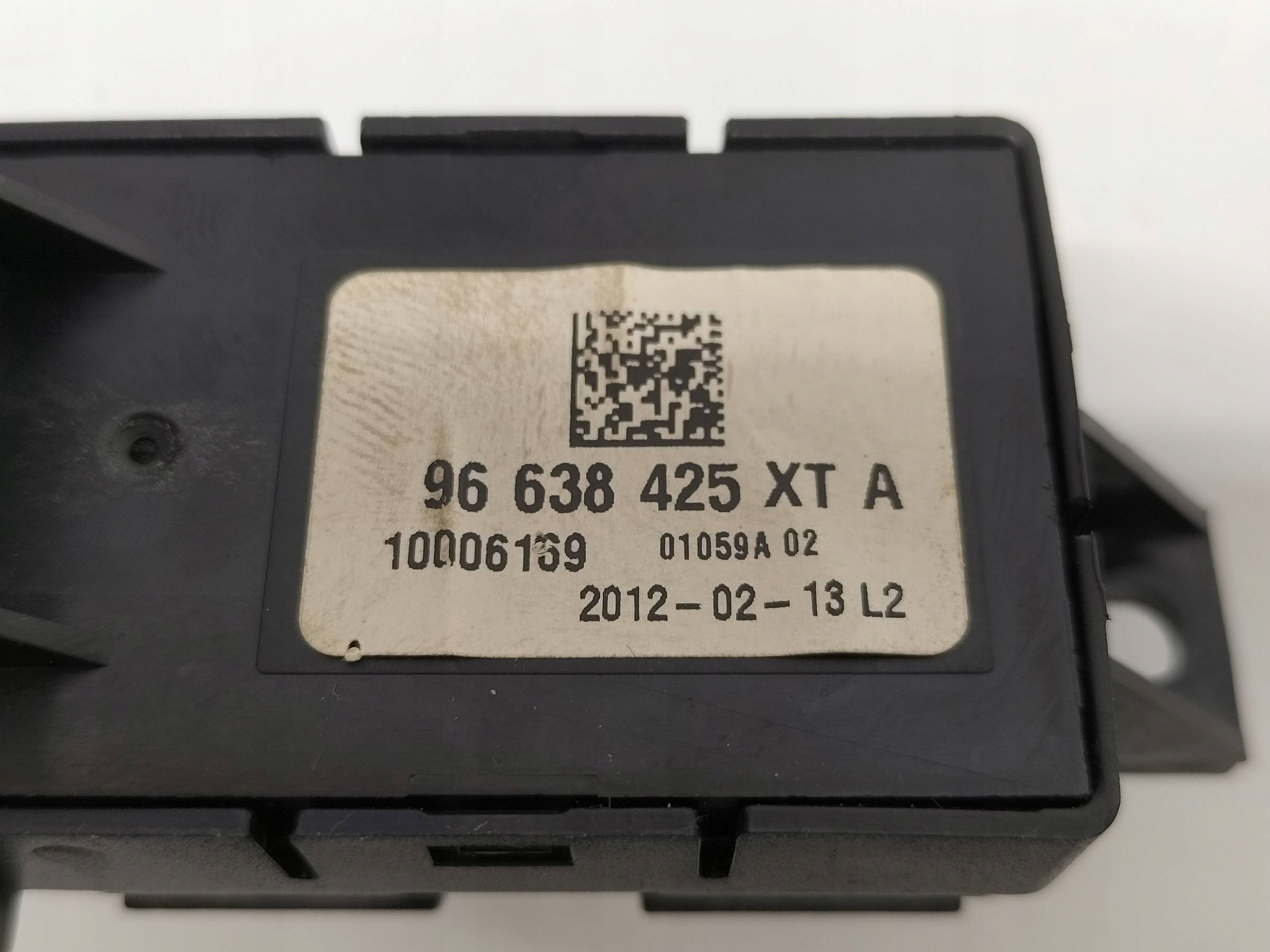 control panel switch 96638425XT Peugeot 3008 and (2009-2016)