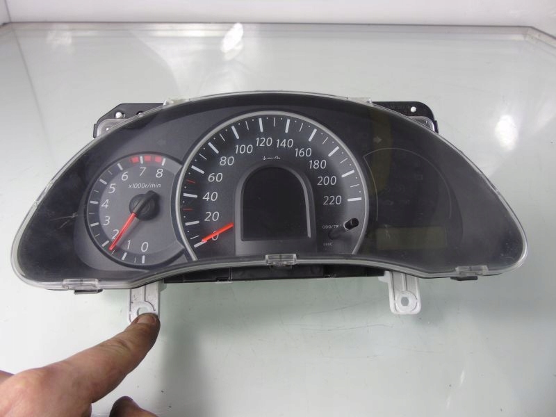 Nissan micra k12 приборная панель. Приборная панель ниссан микра. Приборная панель ниссан микра. Приборная панель ниссан микра к12 для акпп. Панель приборов ниссан марч 2002.