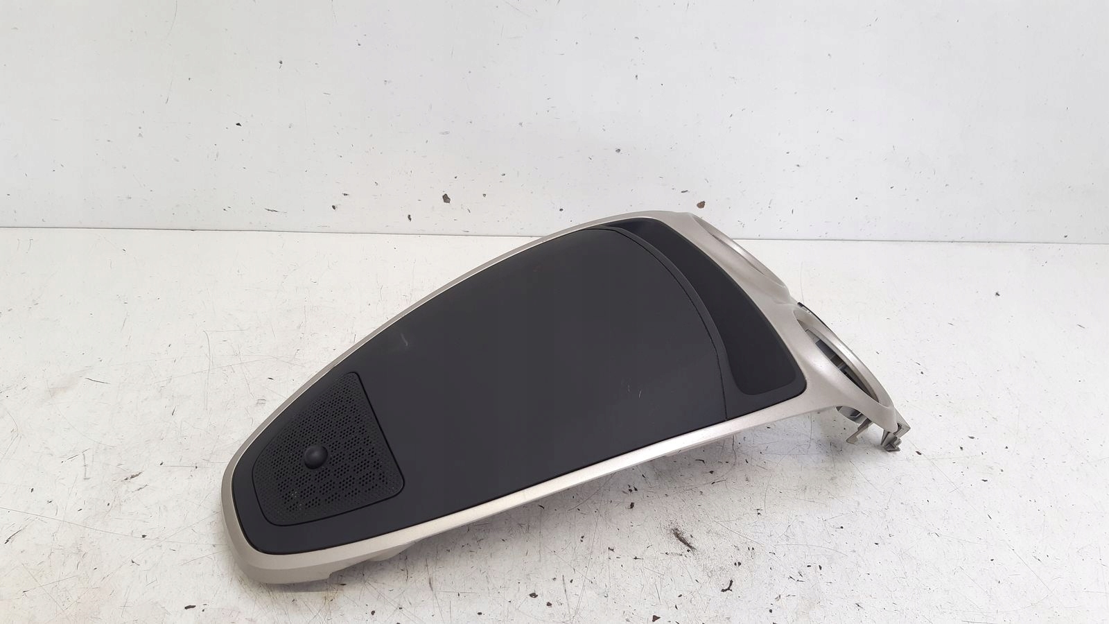 RÁM panelu konzoli Opel Corsa D 1,2 16V