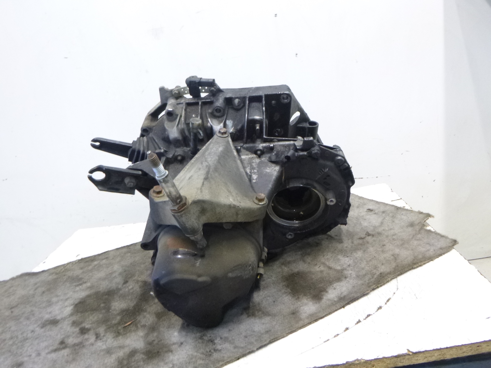 CAMBIO Renault Megane e 1.9DCi JC5138 01r.