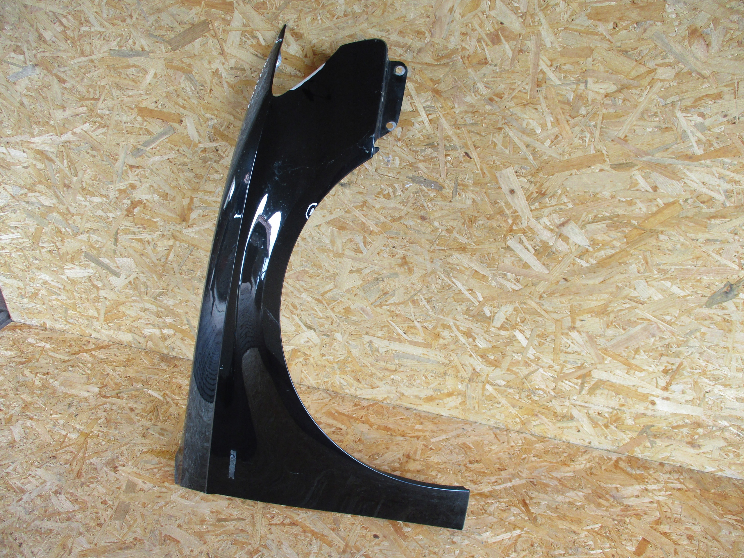 fender right front front AUDI A3 8V HB 12