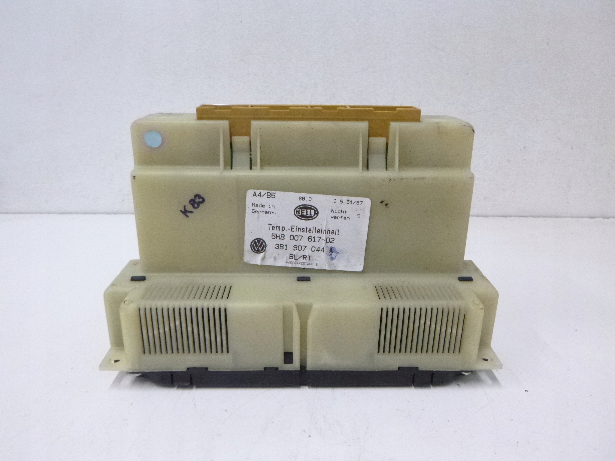 UNITE COMMANDE CLIMA BOUCHES BUSES VW PASSAT B5 97R.