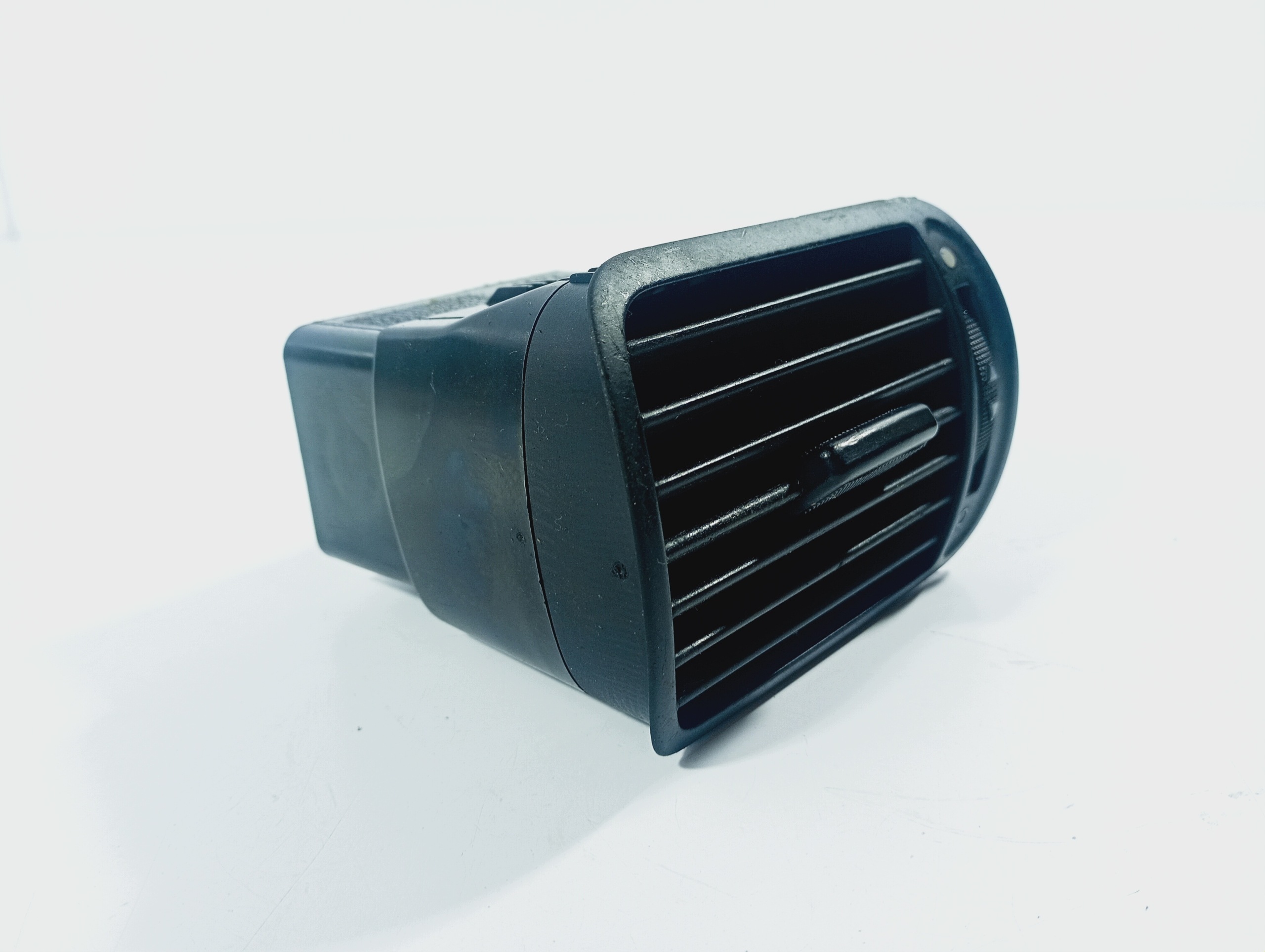 grid air conditioning devices air right/left OE 8L0820901 Seat Leon 1 and 99-06